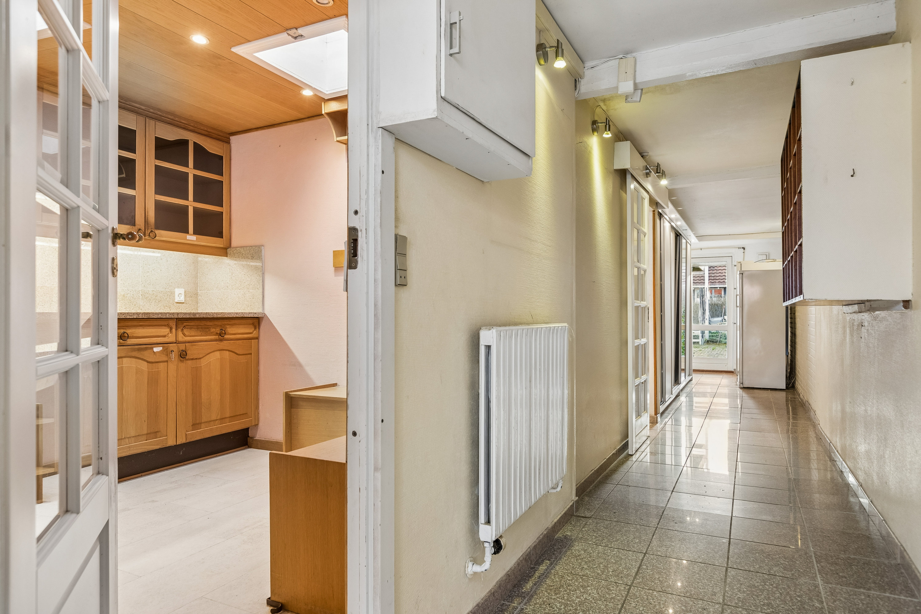 Fremhævet gang billede i fuldskærmstilstand. Billede af Stenlængen 10, 2770 Kastrup