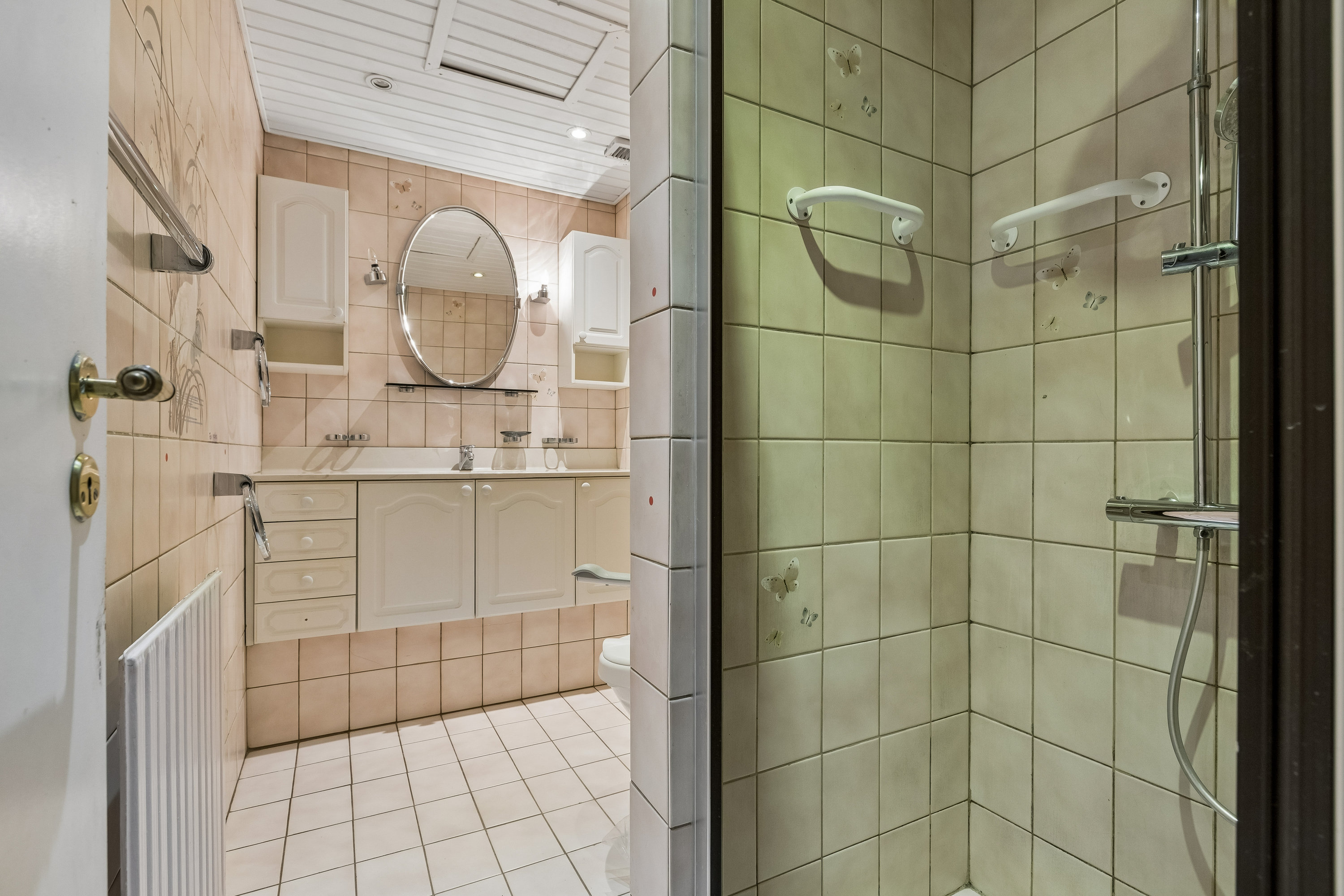 Fremhævet badeværelse billede i fuldskærmstilstand. Billede af Stenlængen 10, 2770 Kastrup