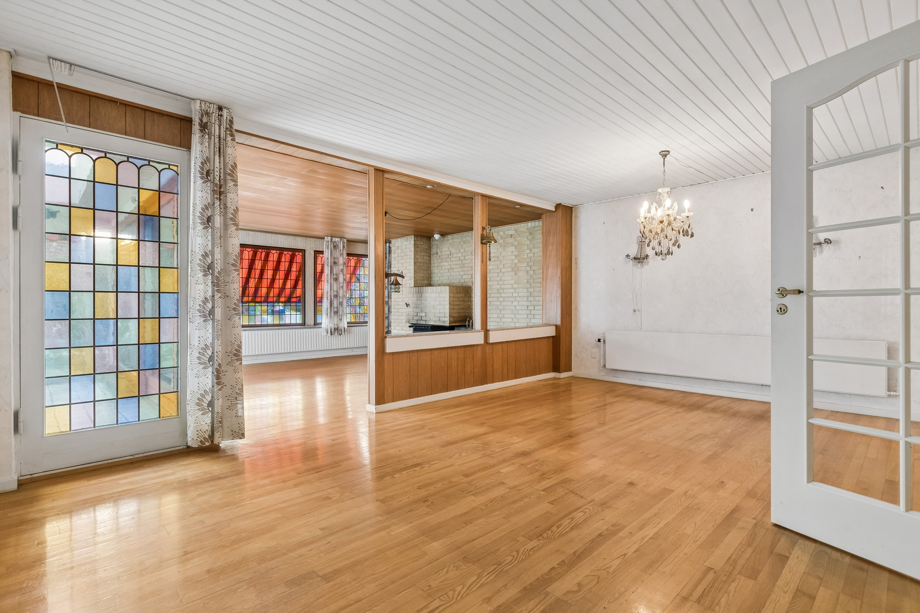 Fremhævet stue billede i fuldskærmstilstand. Billede af Stenlængen 10, 2770 Kastrup