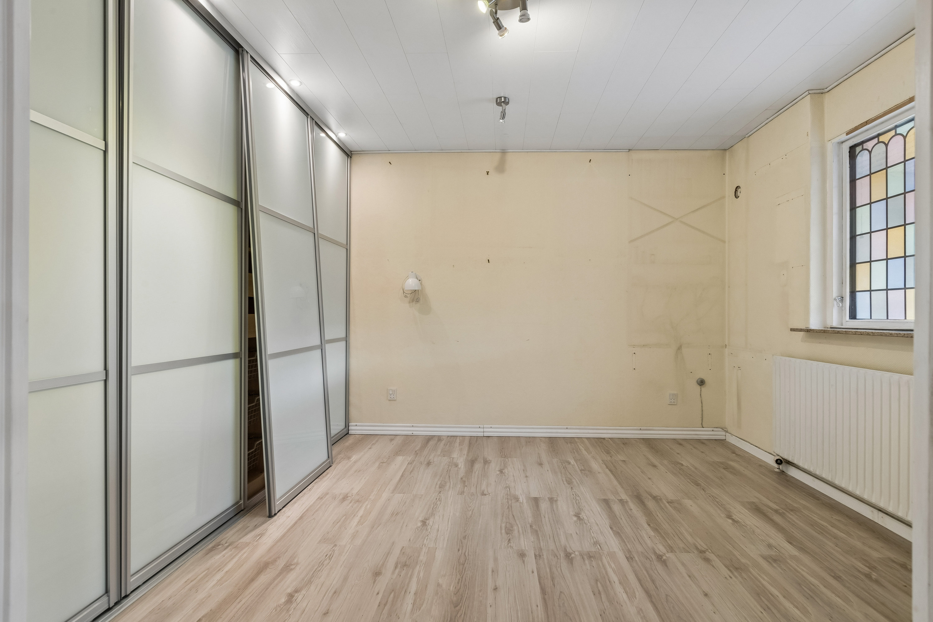 Fremhævet værelse billede i fuldskærmstilstand. Billede af Stenlængen 10, 2770 Kastrup