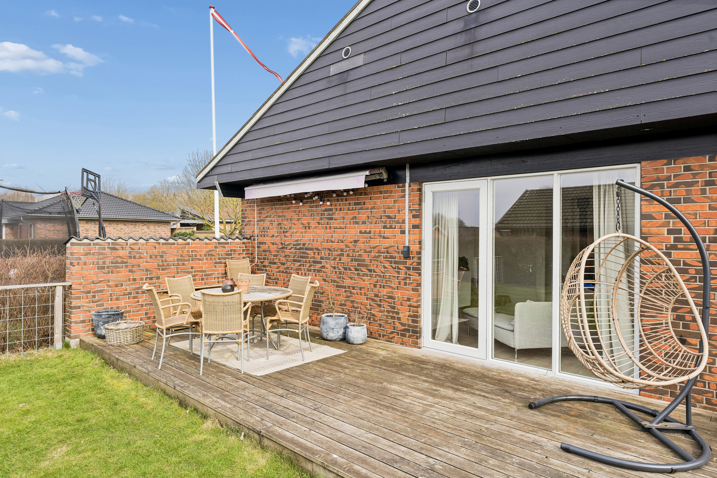 Fremhævet terrasse billede i fuldskærmstilstand. Billede af Fasanvej 12, 8723 Løsning