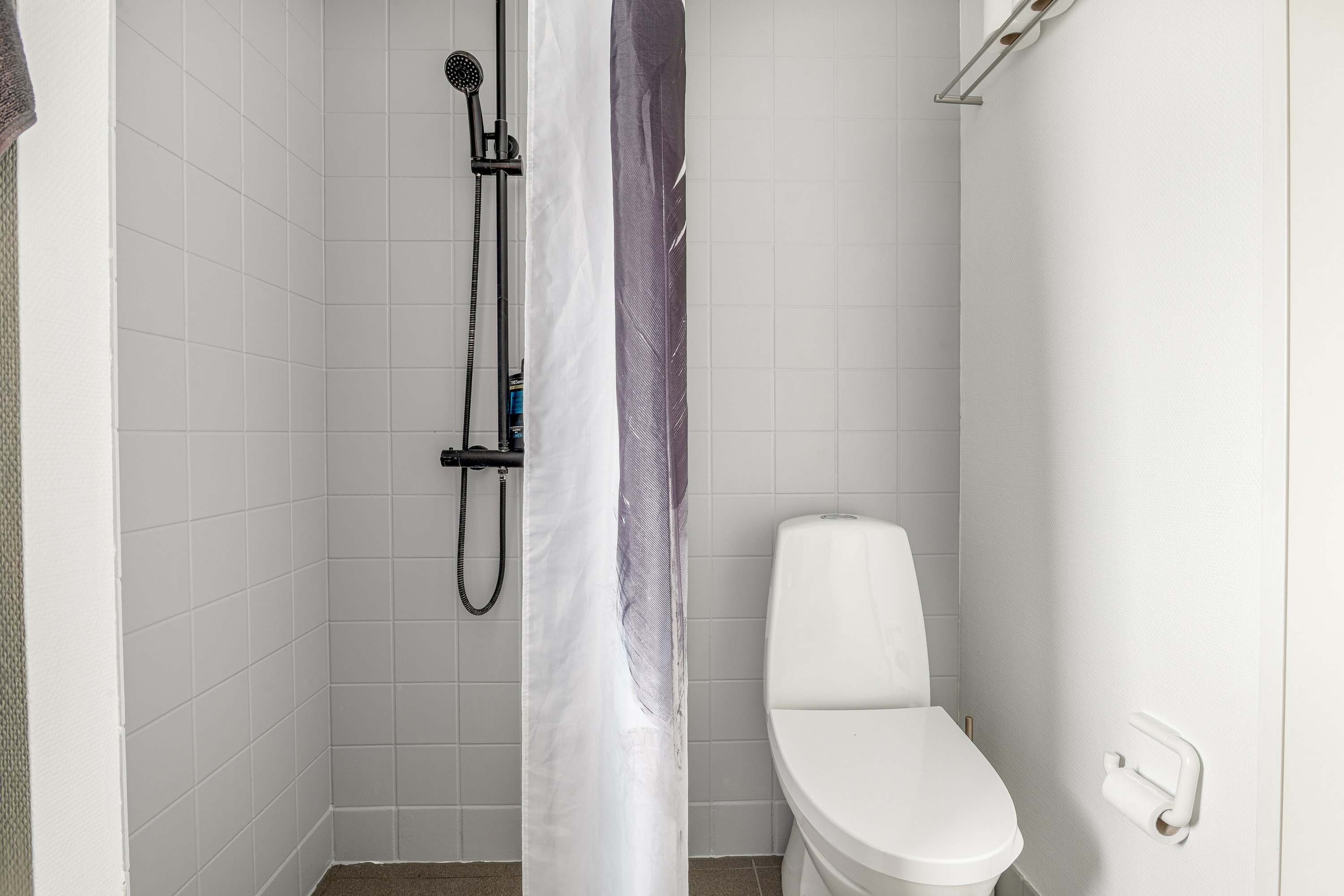 Fremhævet badeværelse billede i fuldskærmstilstand. Billede af Thorshammer 179, 1., 7500 Holstebro