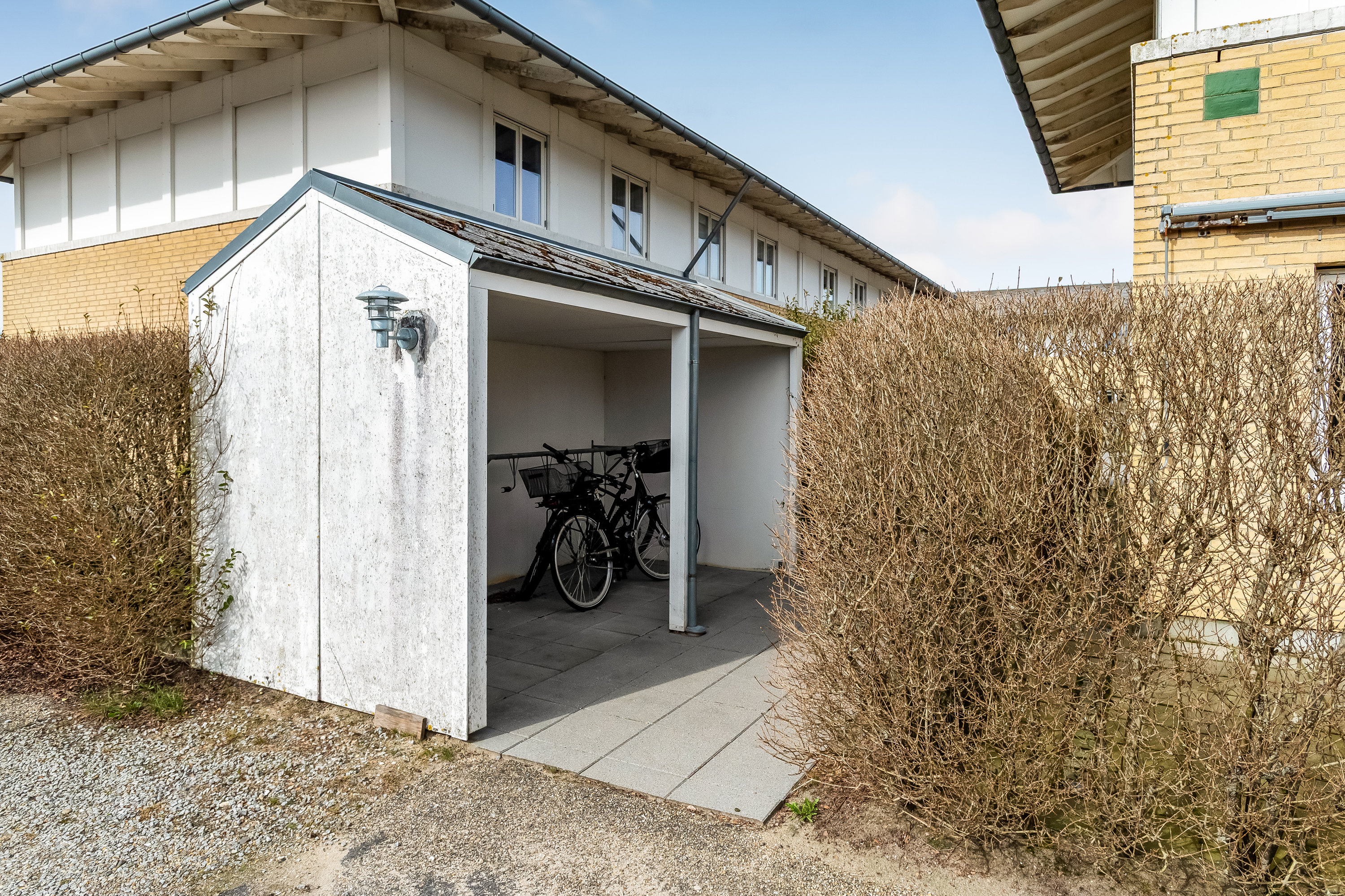 Fremhævet cykelskur billede i fuldskærmstilstand. Billede af Thorshammer 179, 1., 7500 Holstebro