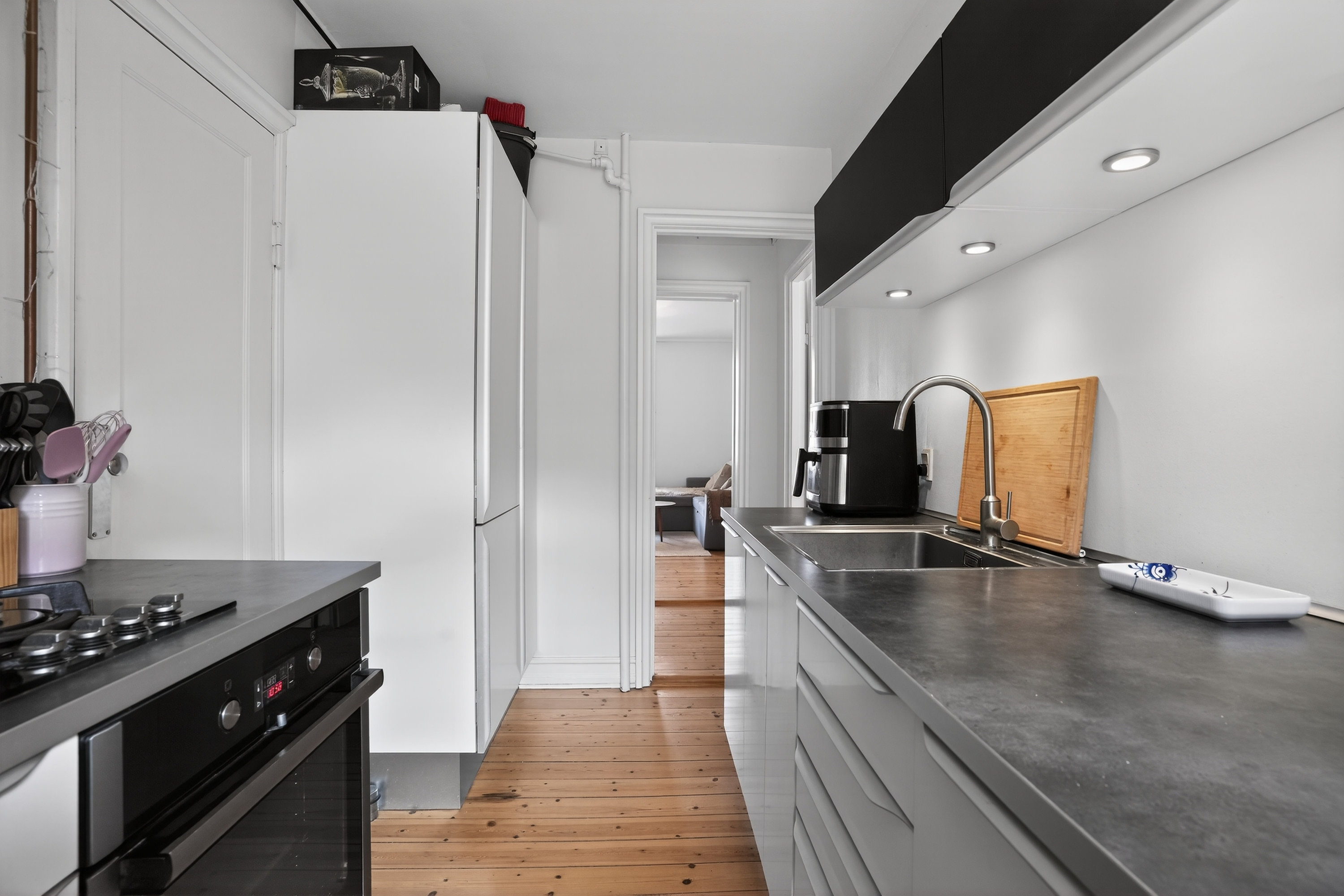 Fremhævet værelse billede i fuldskærmstilstand. Billede af Slotsherrensvej 3, st.. th., 2720 Vanløse