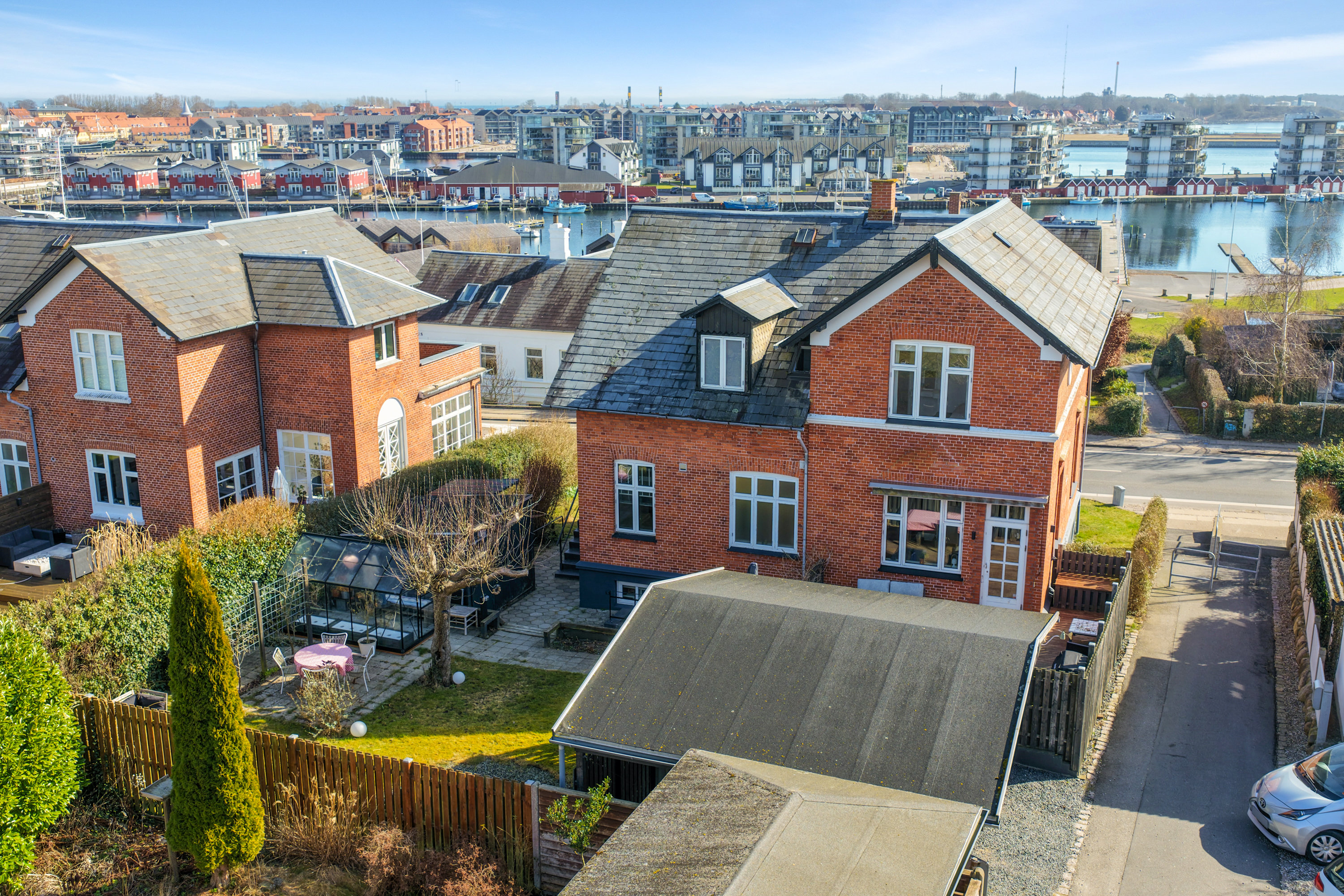 Fremhævet luftfoto billede i fuldskærmstilstand. Billede af Dyrehavevej 26, 5800 Nyborg