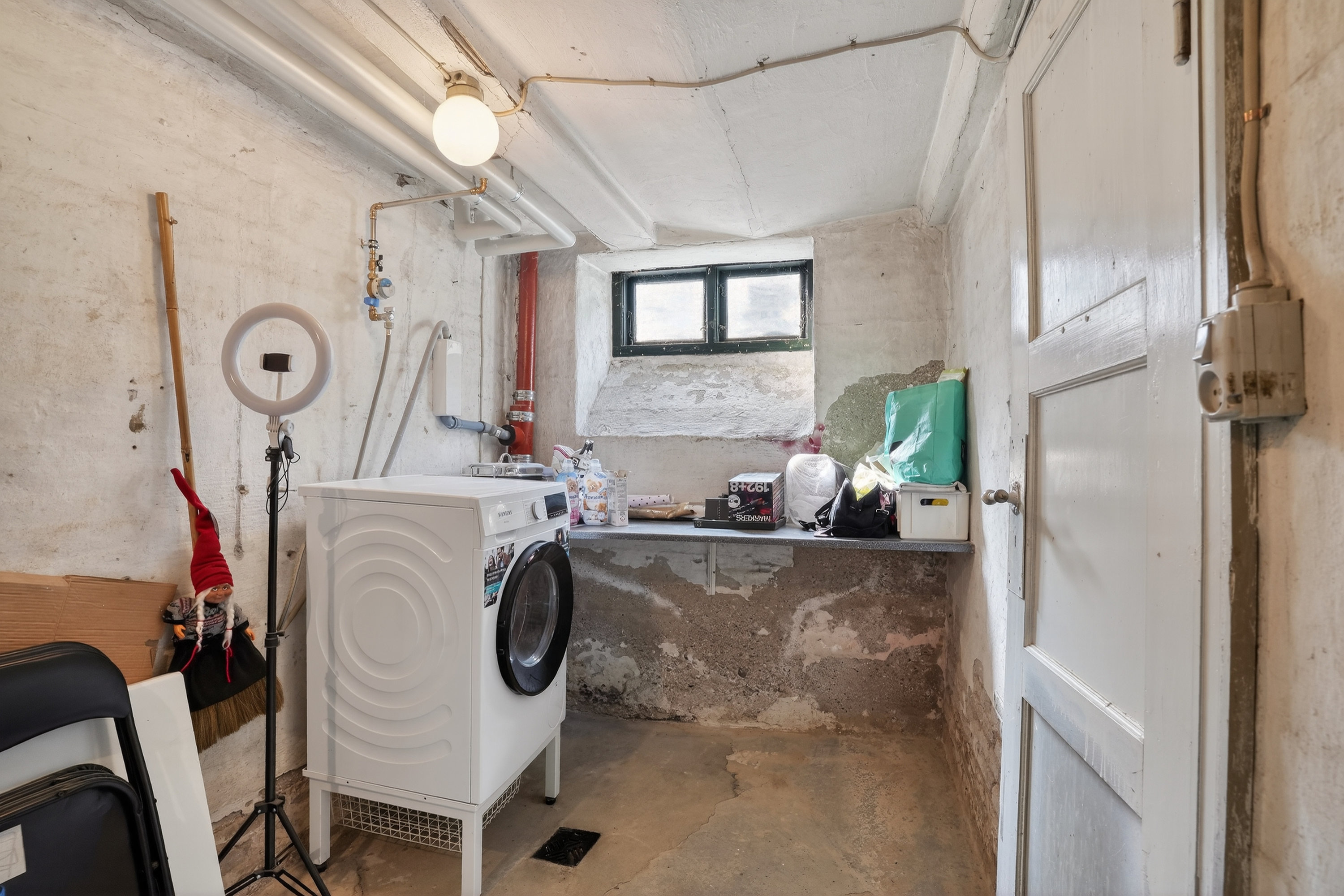 Fremhævet kælder billede i fuldskærmstilstand. Billede af Slotsherrensvej 3, st.. th., 2720 Vanløse