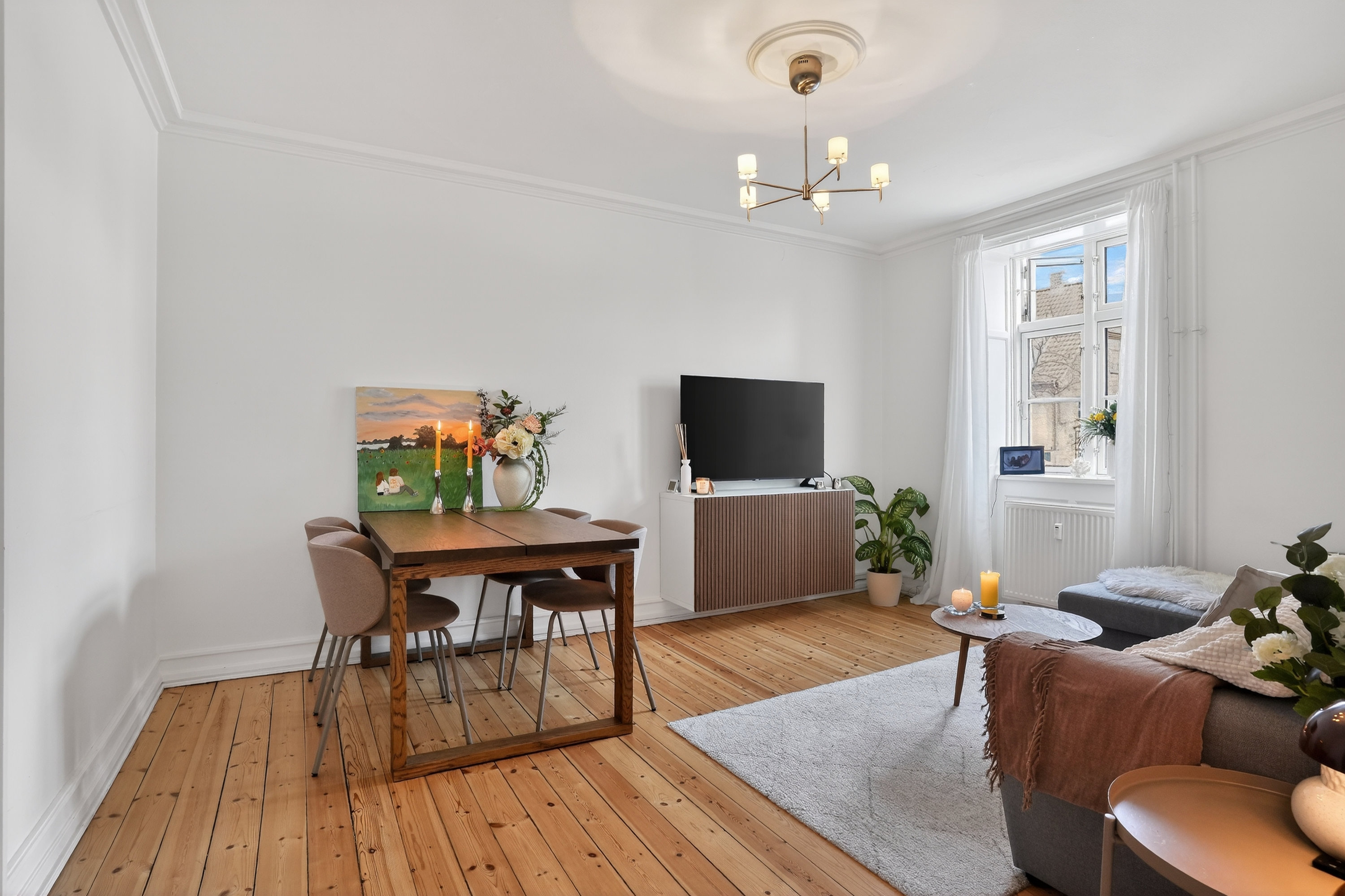 Fremhævet stue billede i fuldskærmstilstand. Billede af Slotsherrensvej 3, st.. th., 2720 Vanløse