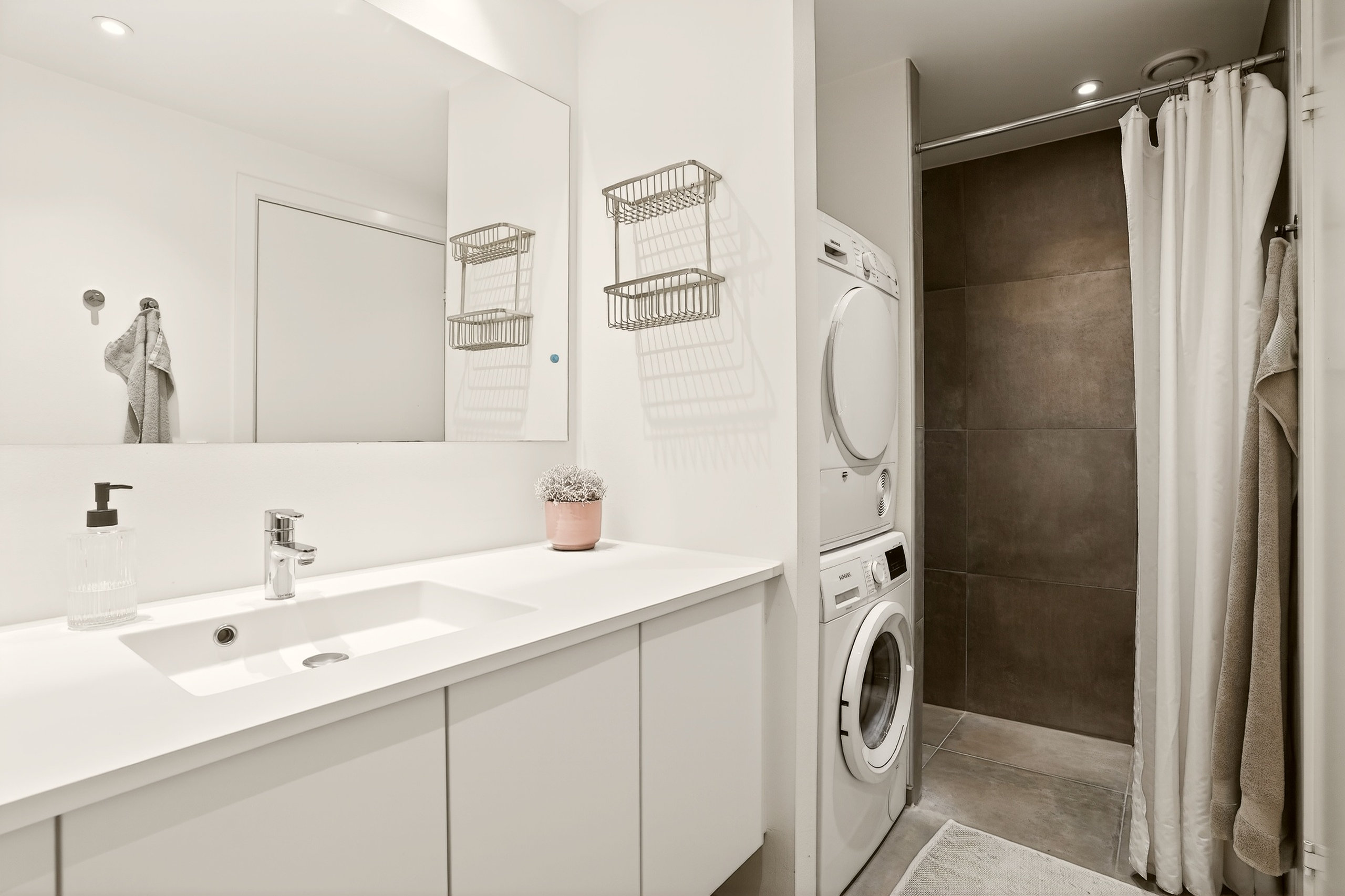 Fremhævet badeværelse billede i fuldskærmstilstand. Billede af Belle de Boskoopvej 2, 2500 Valby