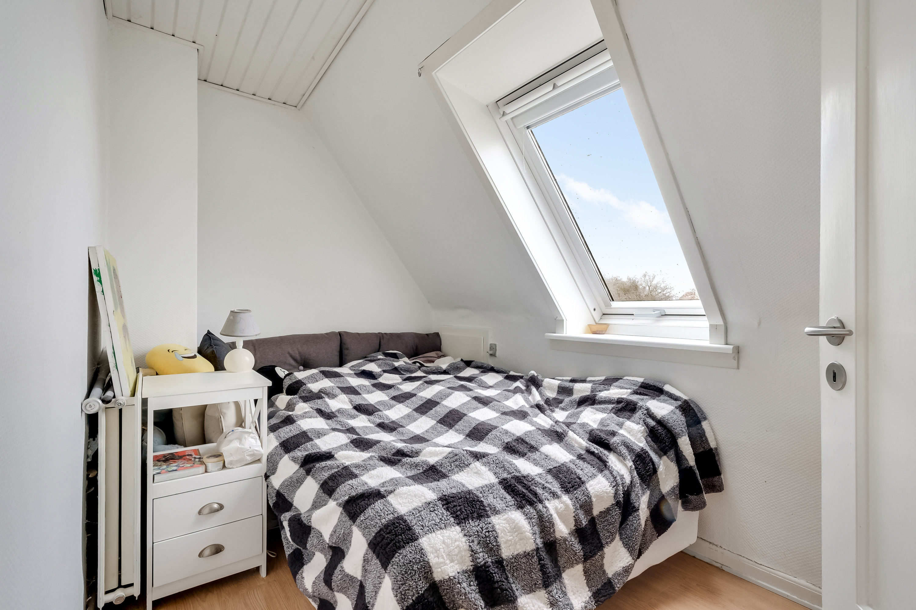 Fremhævet soveværelse billede i fuldskærmstilstand. Billede af Rs Poulsens Vej 4, 5500 Middelfart