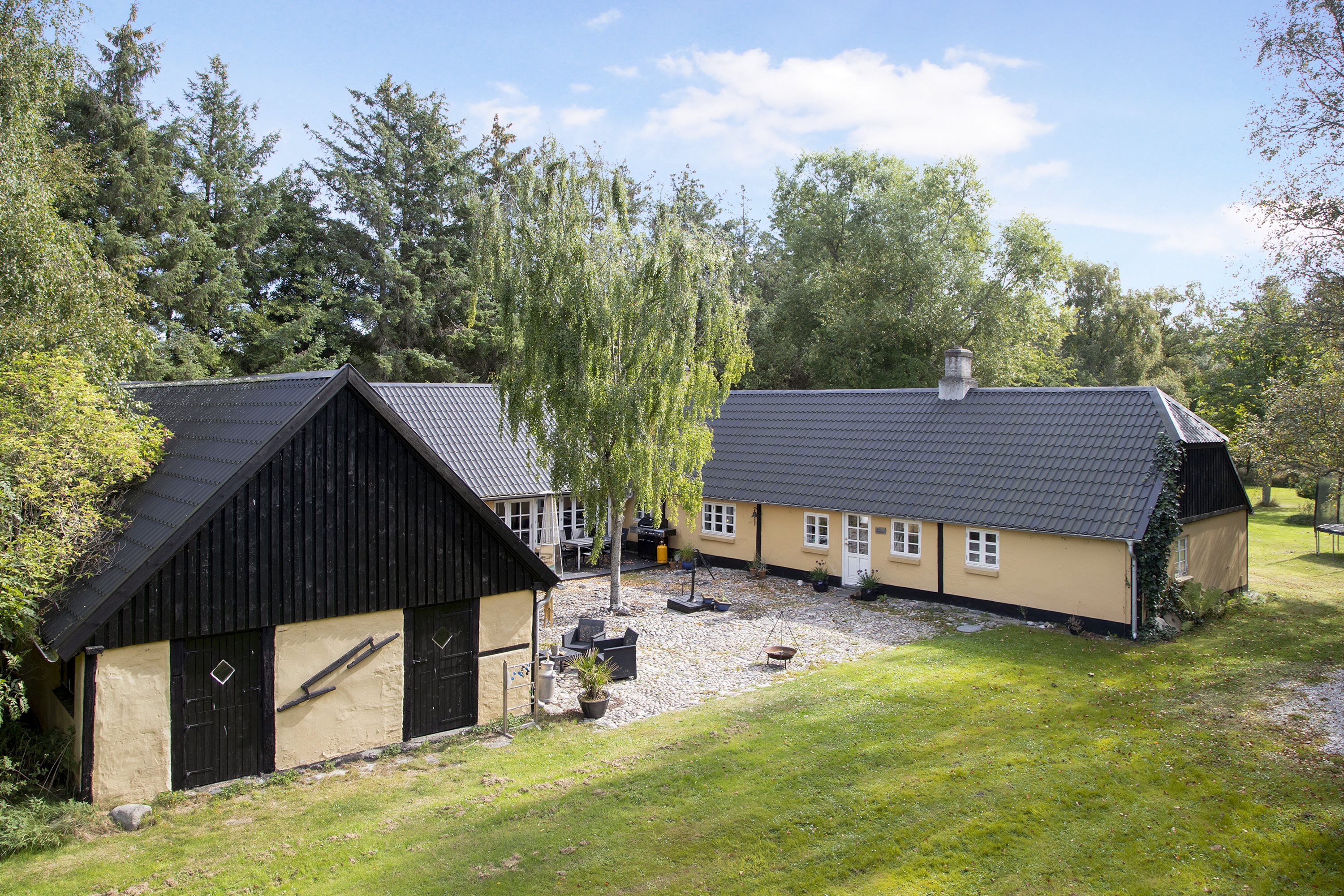 Miniaturebillede 2: ejendommen. Billede af Lille Skovvej 9, Byrum, 9940 Læsø