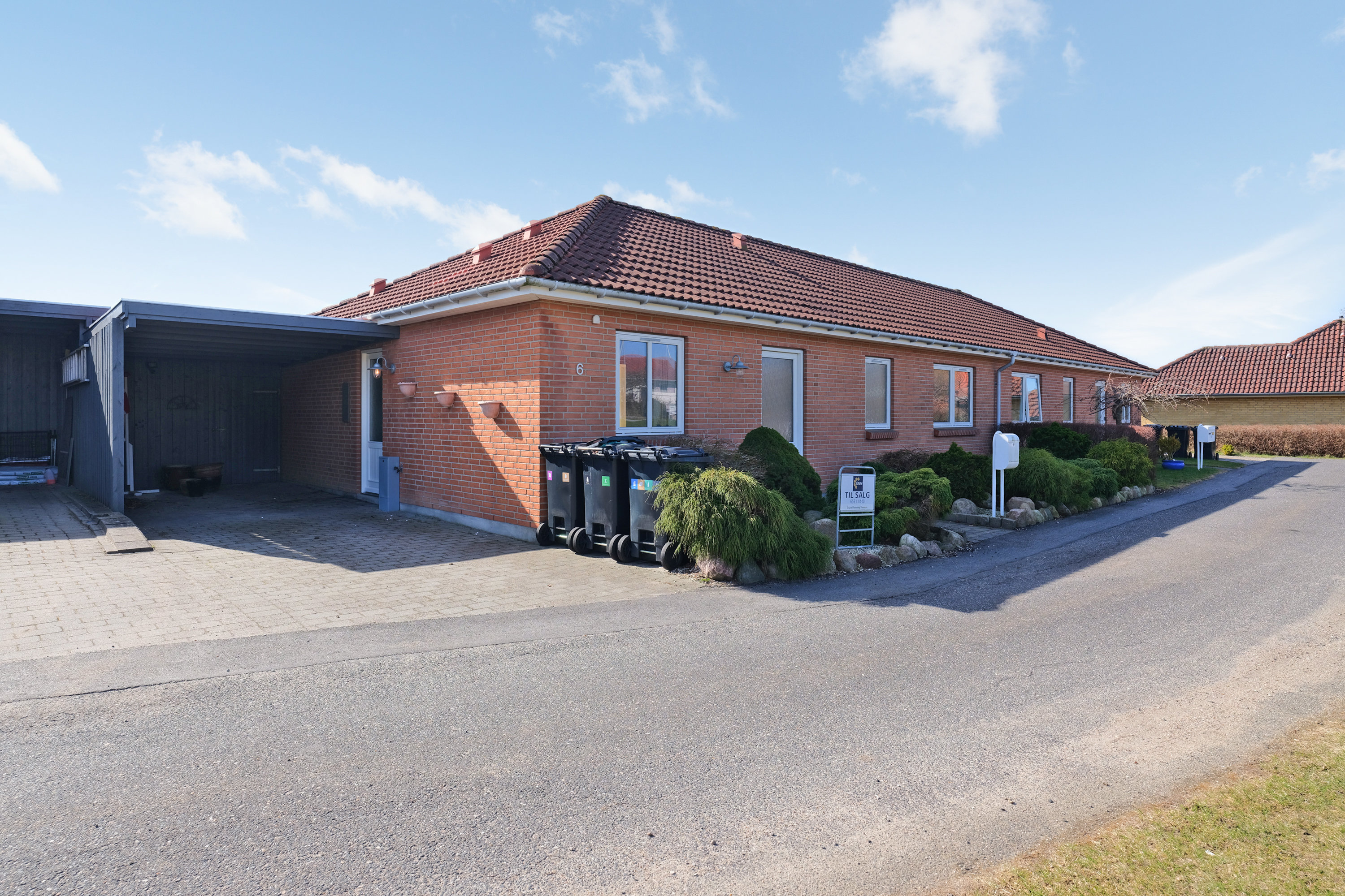 Fremhævet facade billede i fuldskærmstilstand. Billede af Hylleager 6, Aunslev, 5800 Nyborg