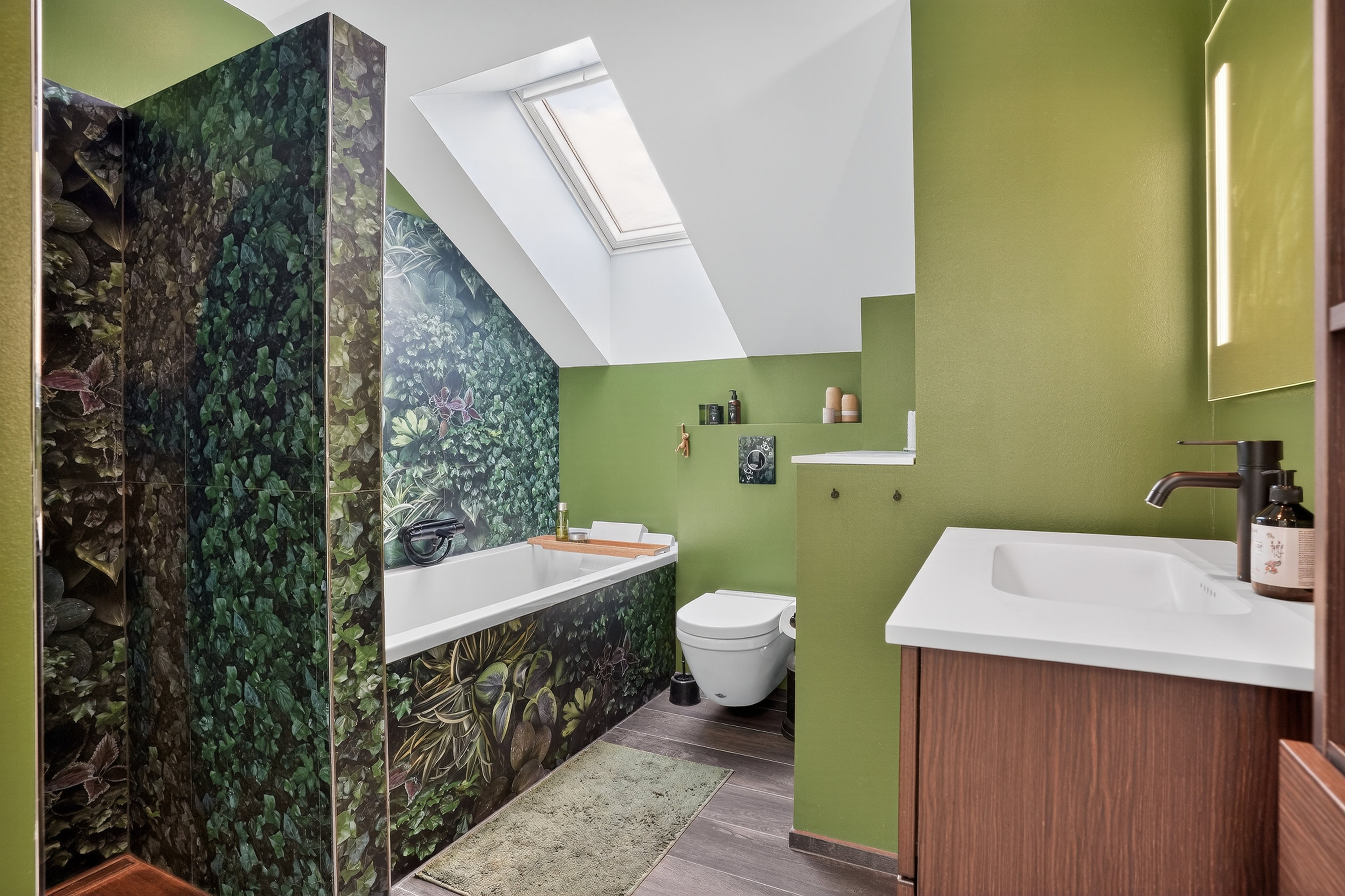 Fremhævet badeværelse billede i fuldskærmstilstand. Billede af Engdraget 25, 2500 Valby