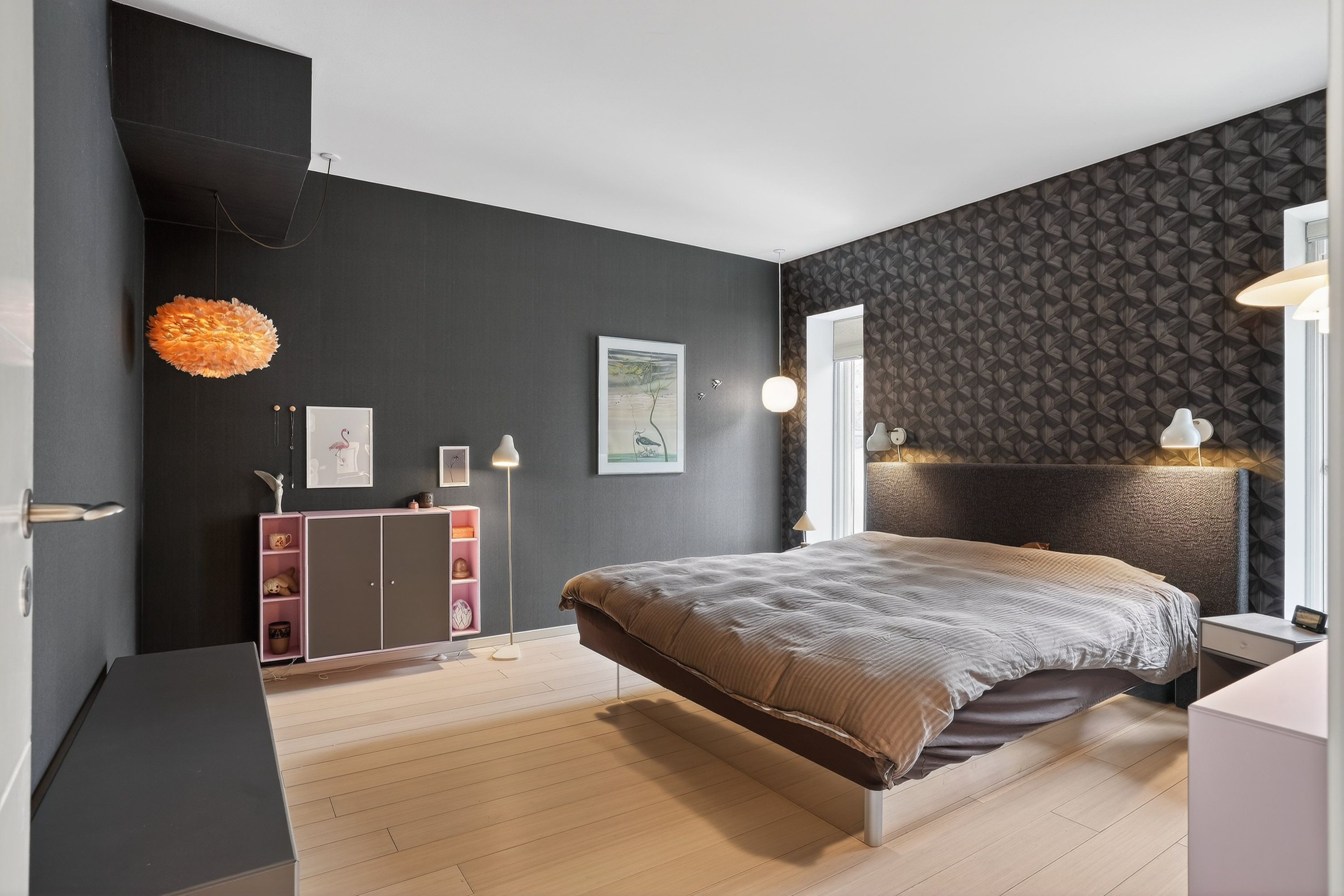 Fremhævet kontor billede i fuldskærmstilstand. Billede af Engdraget 25, 2500 Valby