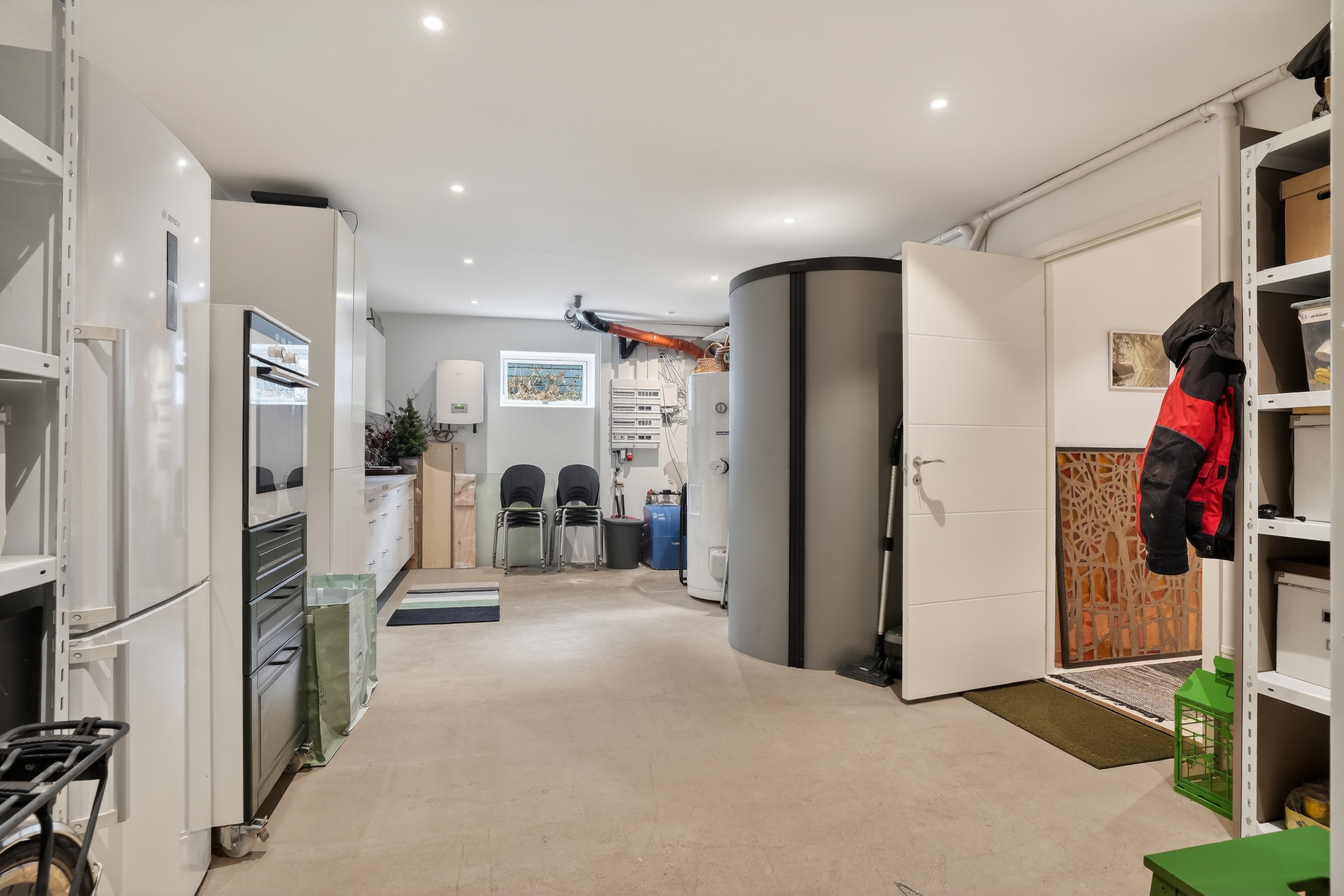 Fremhævet kælder billede i fuldskærmstilstand. Billede af Engdraget 25, 2500 Valby