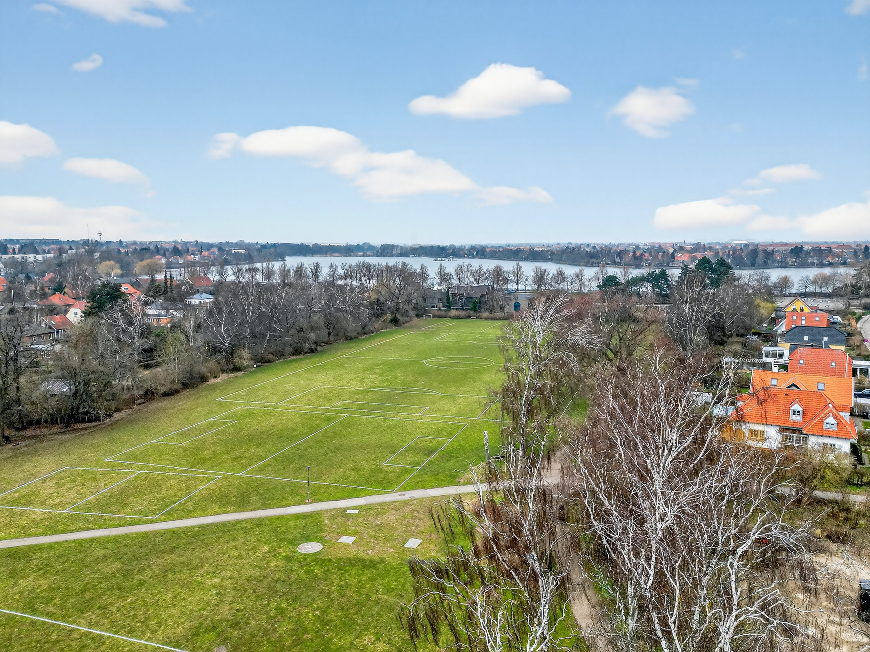 Fremhævet luftfoto billede i fuldskærmstilstand. Billede af Engdraget 25, 2500 Valby