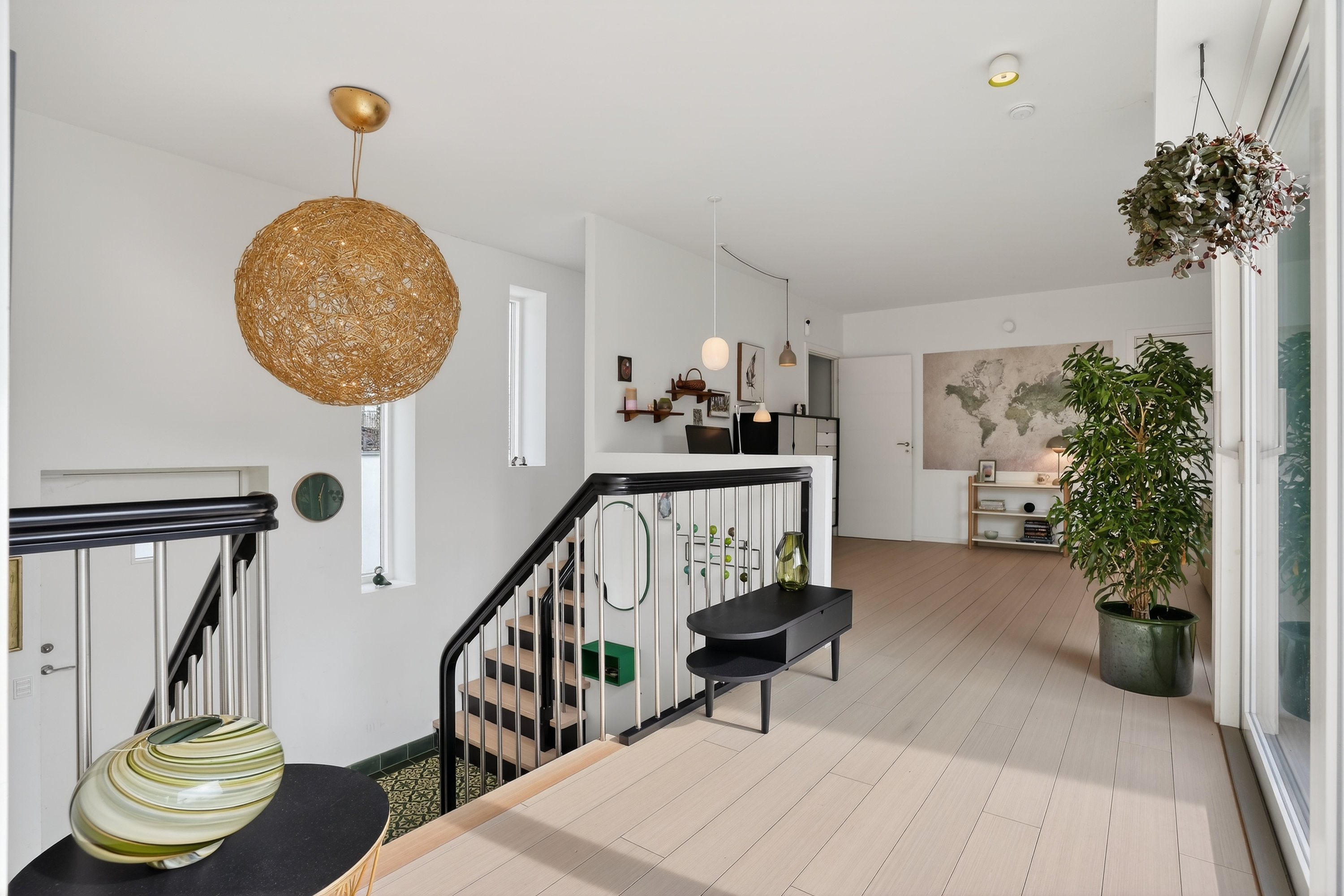 Fremhævet 1. sal billede i fuldskærmstilstand. Billede af Engdraget 25, 2500 Valby