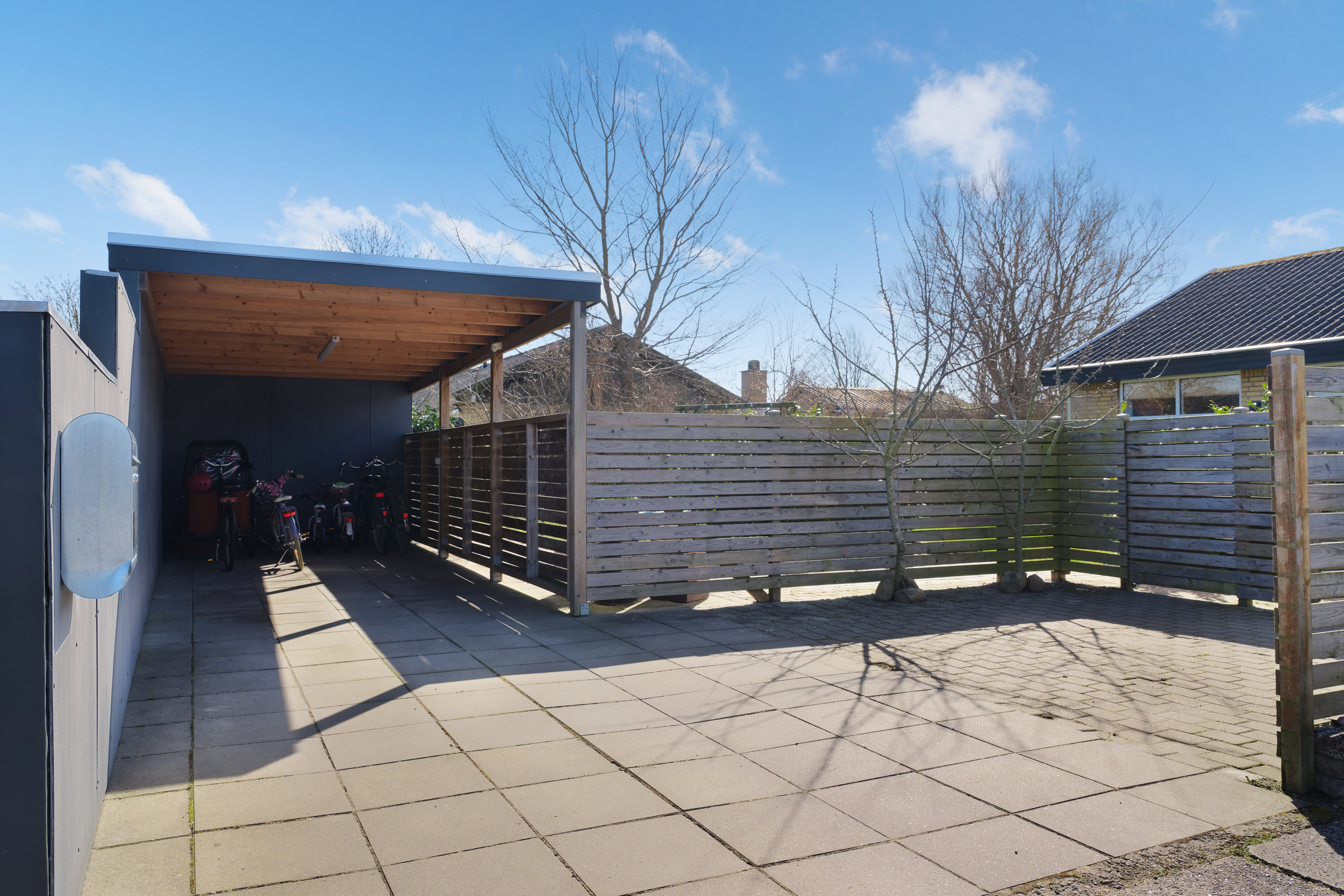 Fremhævet carport billede i fuldskærmstilstand. Billede af Risvej 88, 5800 Nyborg