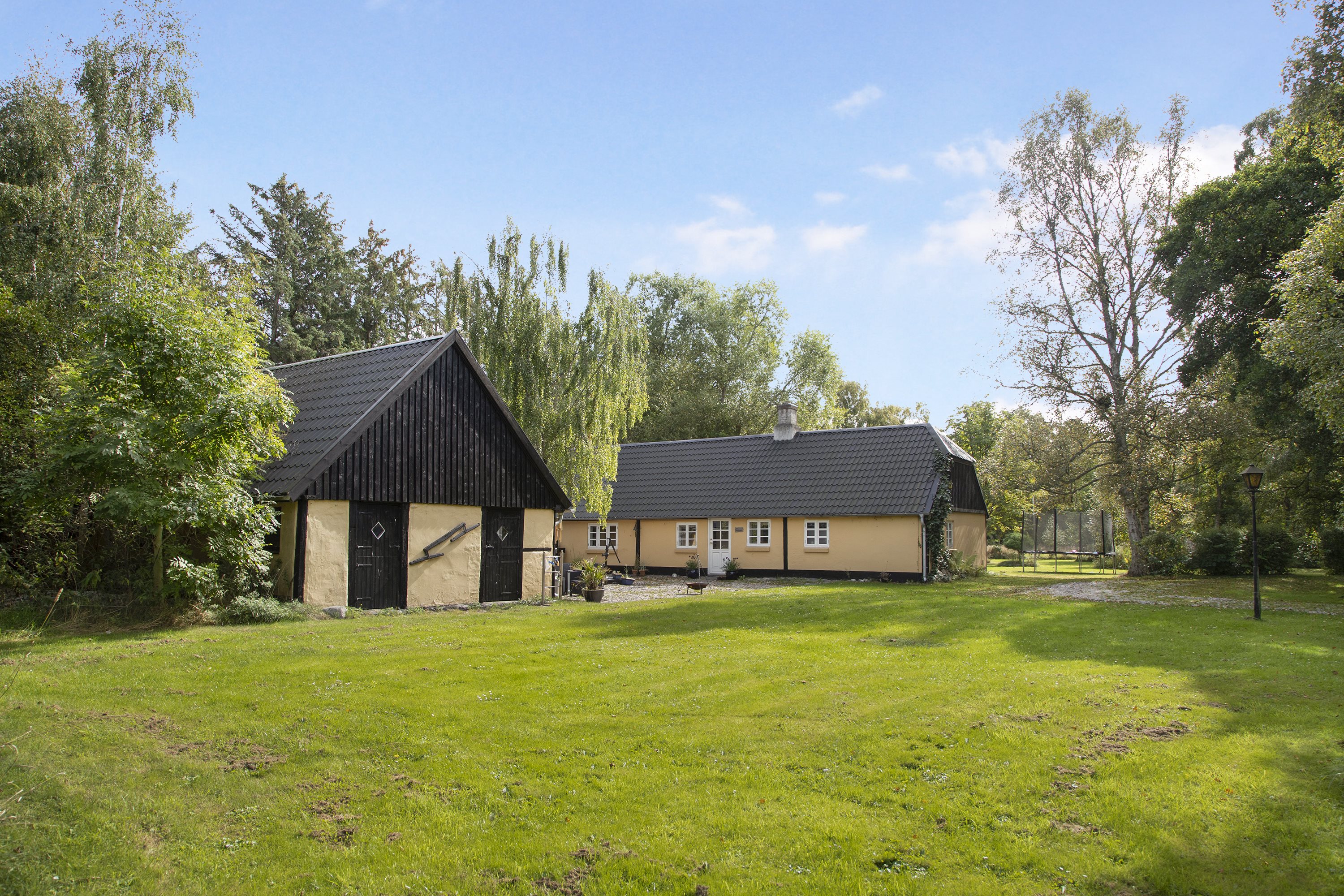 Fremhævet ejendommen billede i fuldskærmstilstand. Billede af Lille Skovvej 9, Byrum, 9940 Læsø