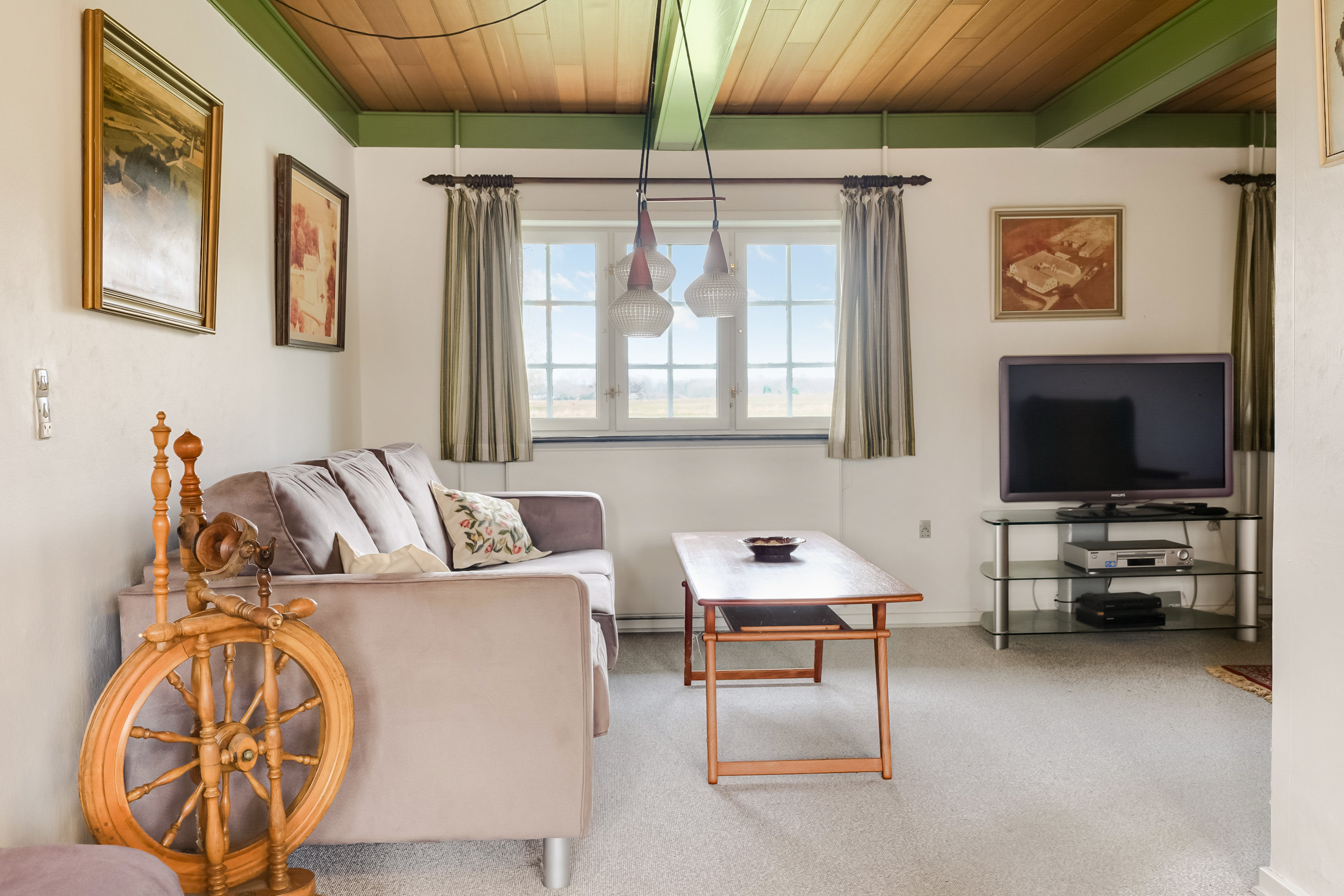 Fremhævet stue billede i fuldskærmstilstand. Billede af Strandgade 117, Strandby, 5683 Haarby