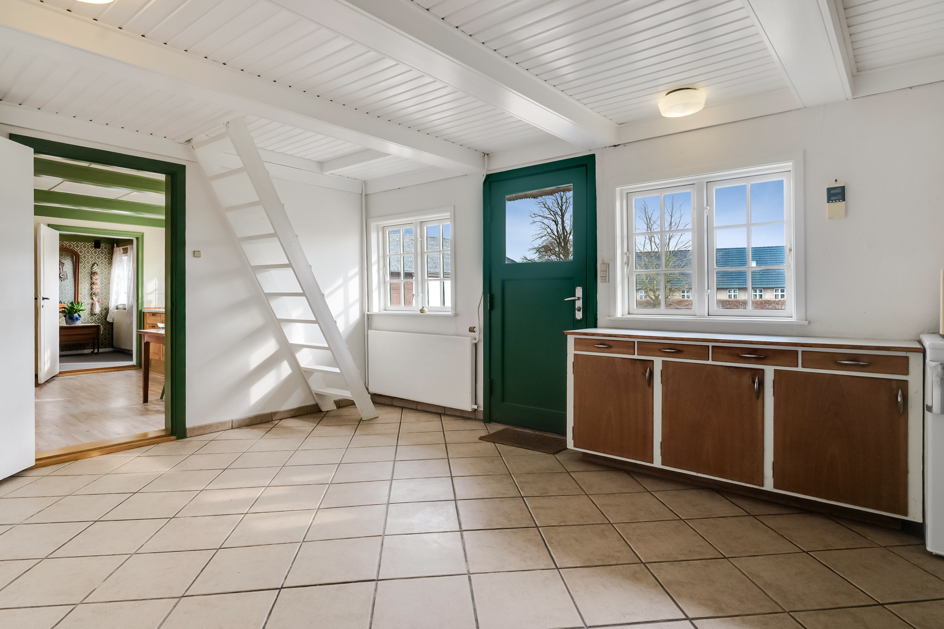 Fremhævet trappe billede i fuldskærmstilstand. Billede af Strandgade 117, Strandby, 5683 Haarby