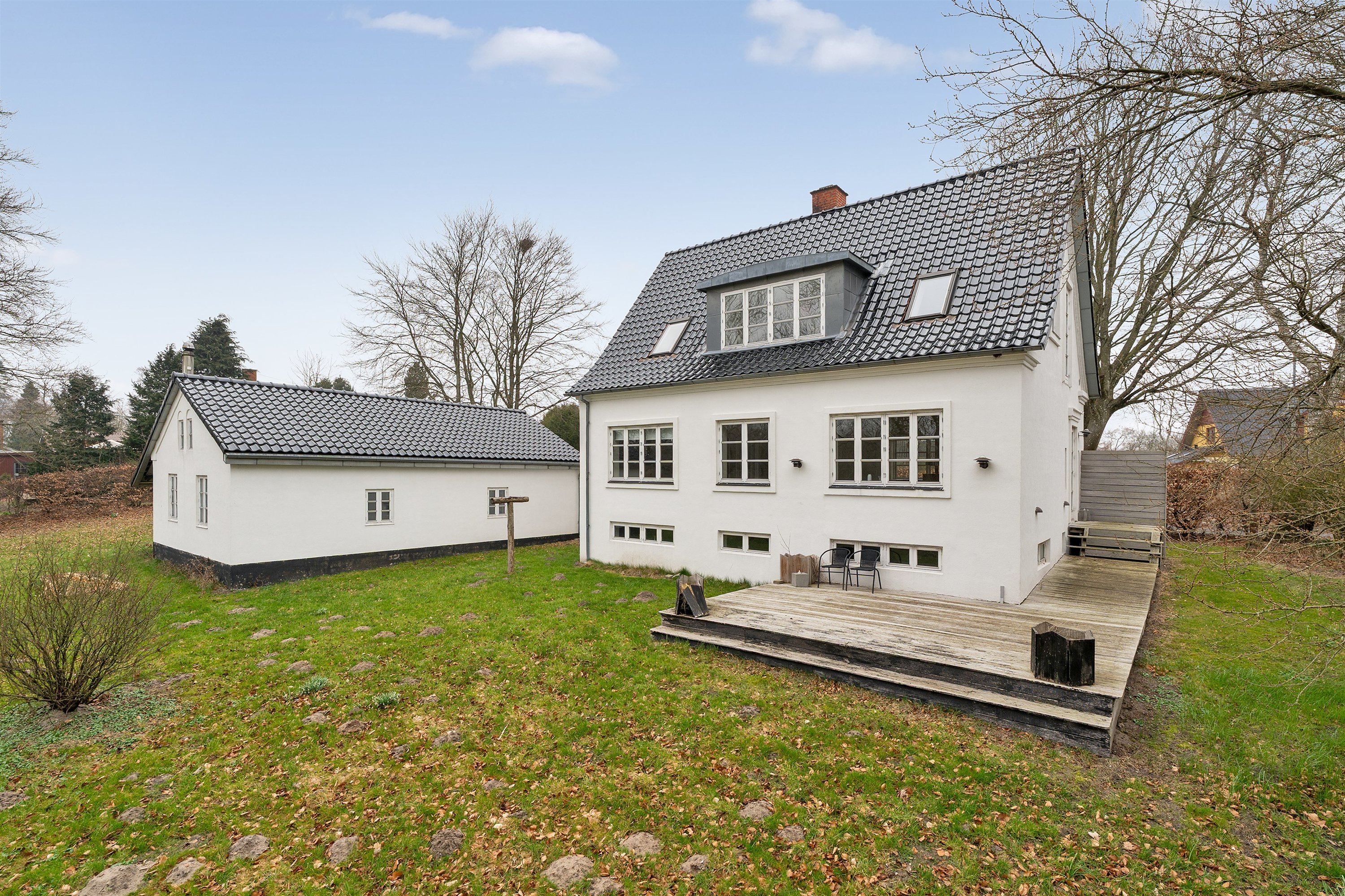 Villa: Ejendommen på Blæsbjergvej 1, Langelund, 7323 Give