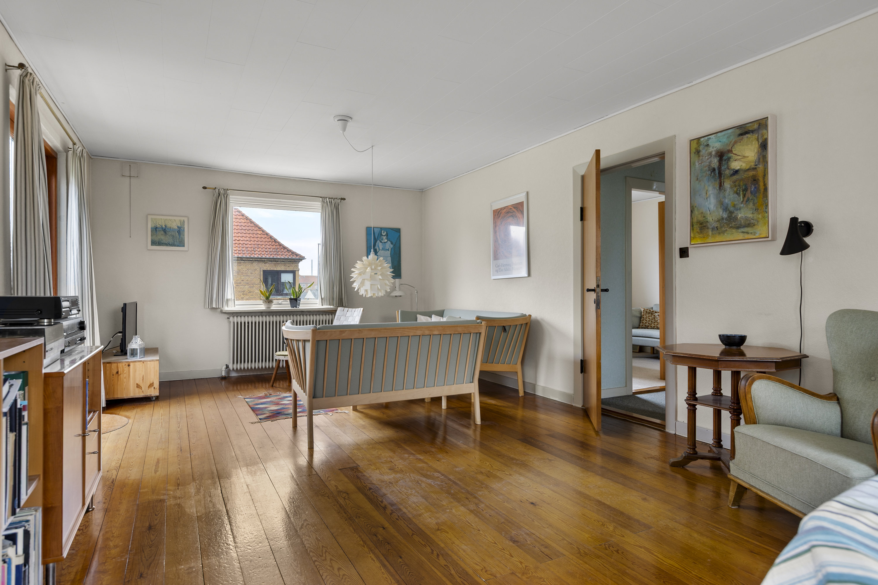 Fremhævet stue billede i fuldskærmstilstand. Billede af Rosenvænget 12, 4220 Korsør