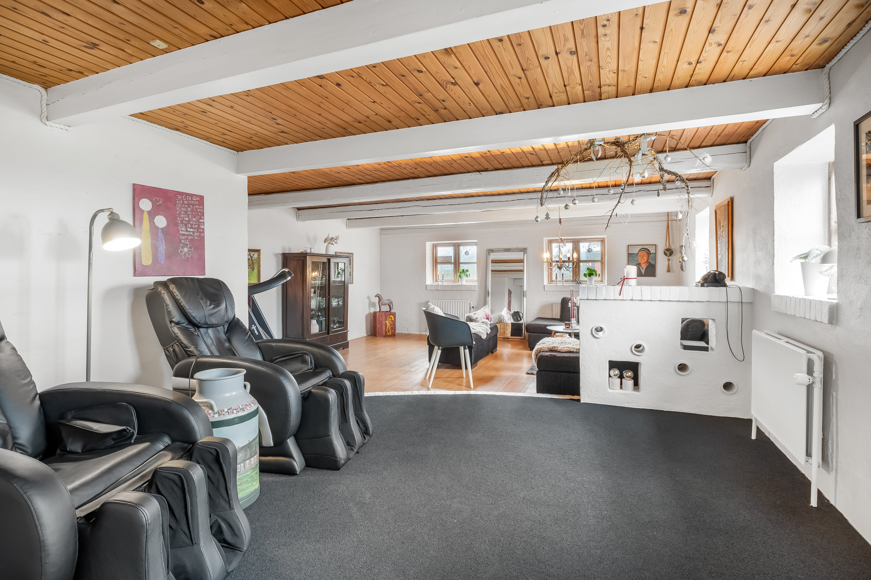 Fremhævet stue billede i fuldskærmstilstand. Billede af Vestervej 10, 6980 Tim