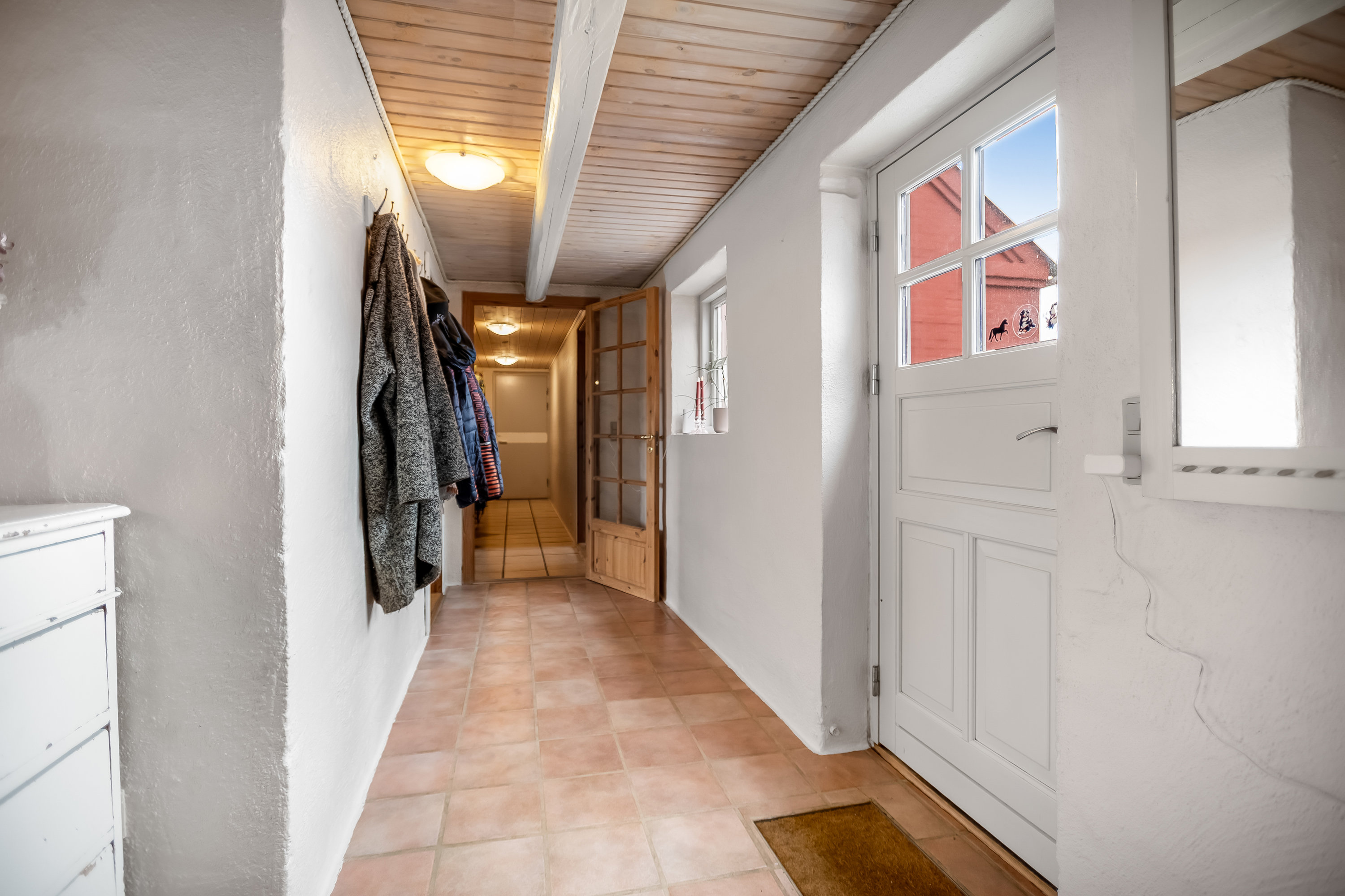 Fremhævet entré billede i fuldskærmstilstand. Billede af Vestervej 10, 6980 Tim