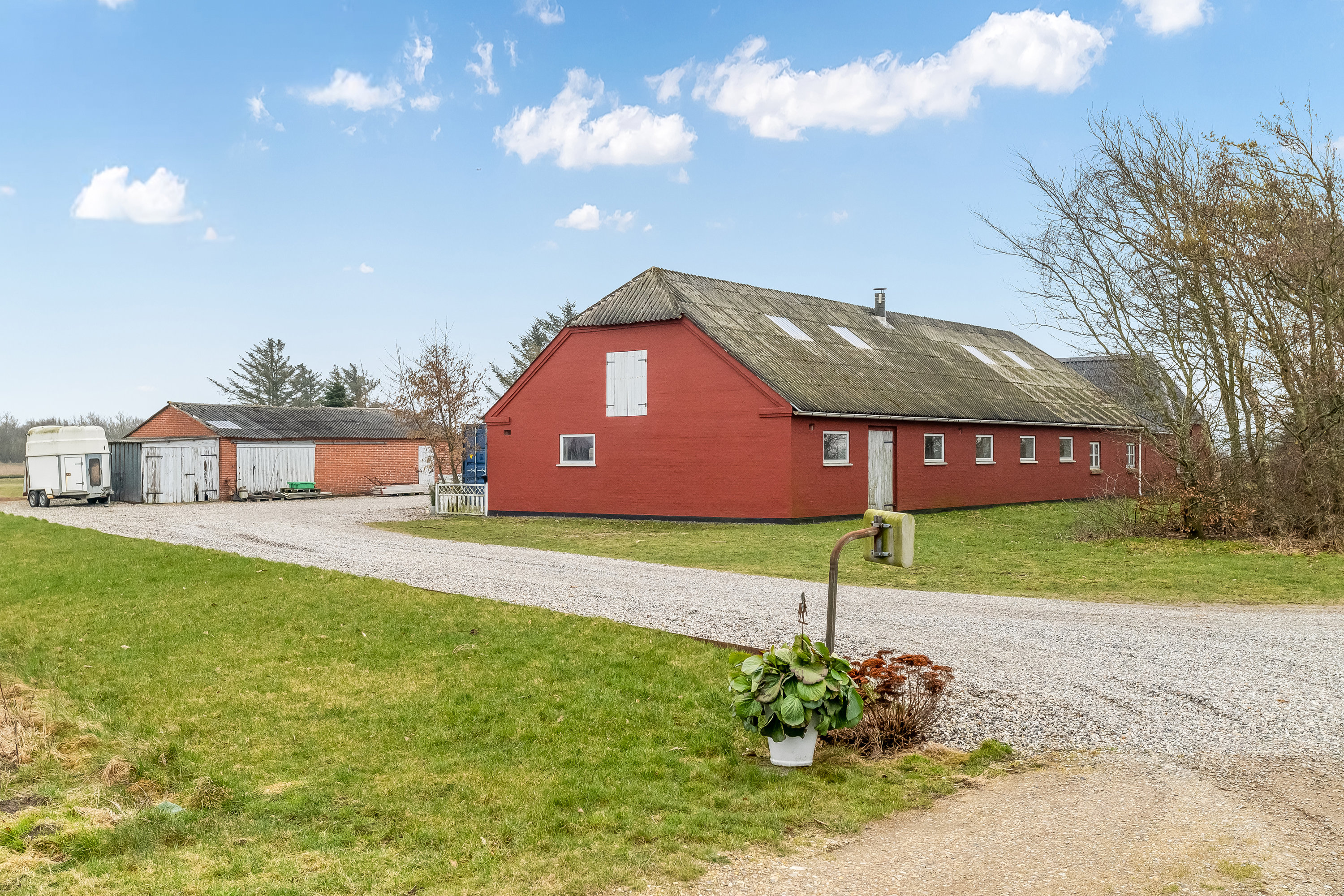 Fremhævet ejendommen billede i fuldskærmstilstand. Billede af Vestervej 10, 6980 Tim