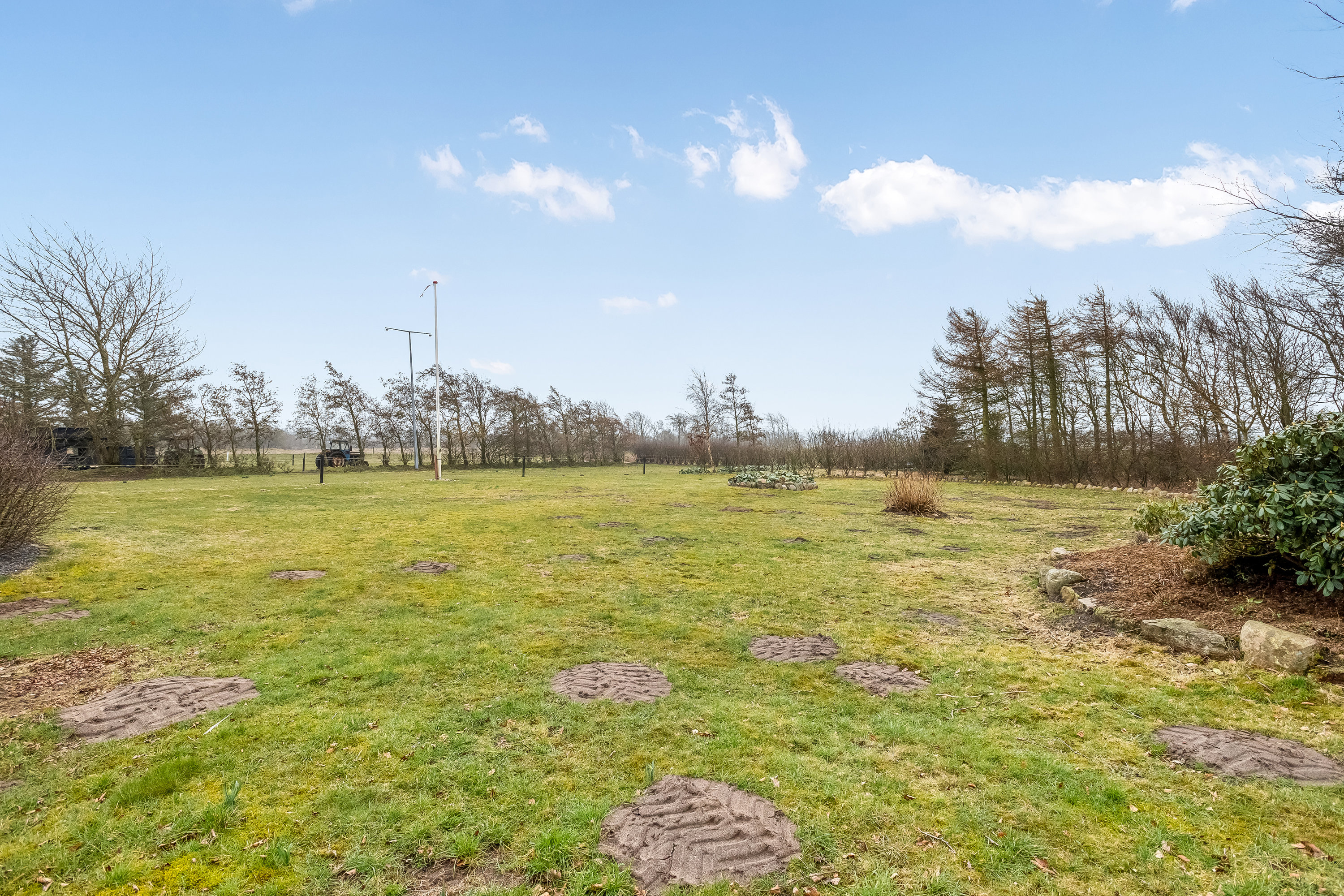 Fremhævet have billede i fuldskærmstilstand. Billede af Vestervej 10, 6980 Tim