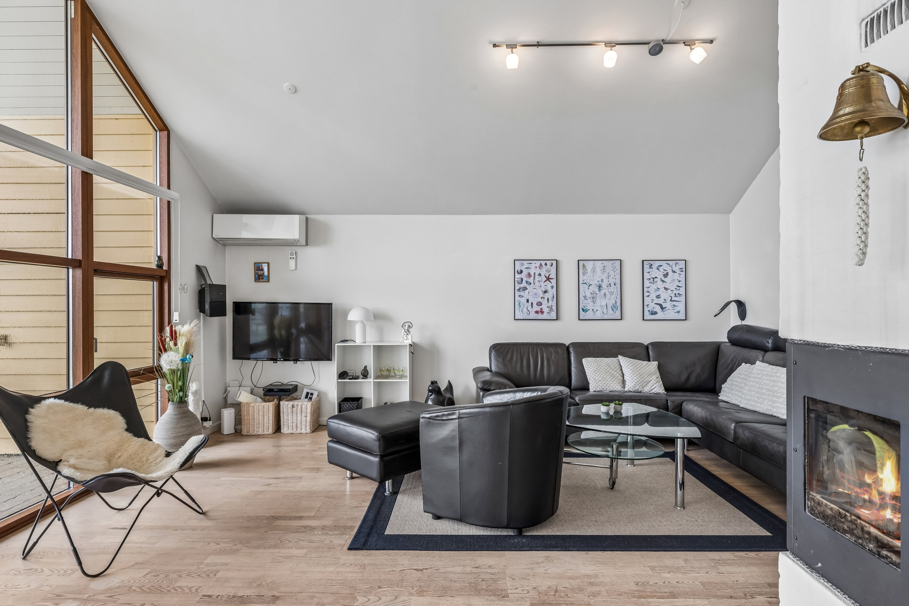 Fremhævet stue billede i fuldskærmstilstand. Billede af Marinavej 17, 6320 Egernsund