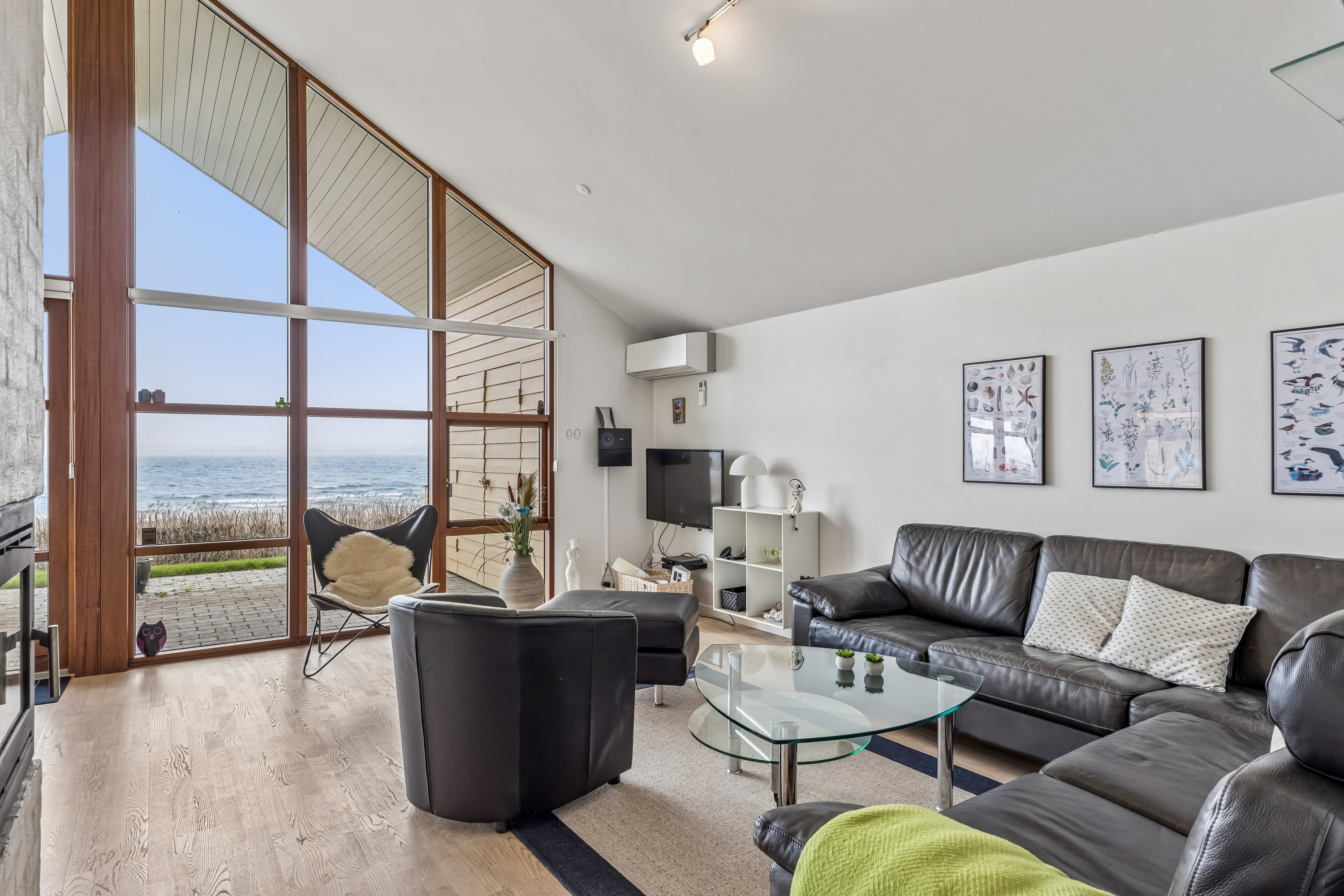 Fremhævet stue billede i fuldskærmstilstand. Billede af Marinavej 17, 6320 Egernsund