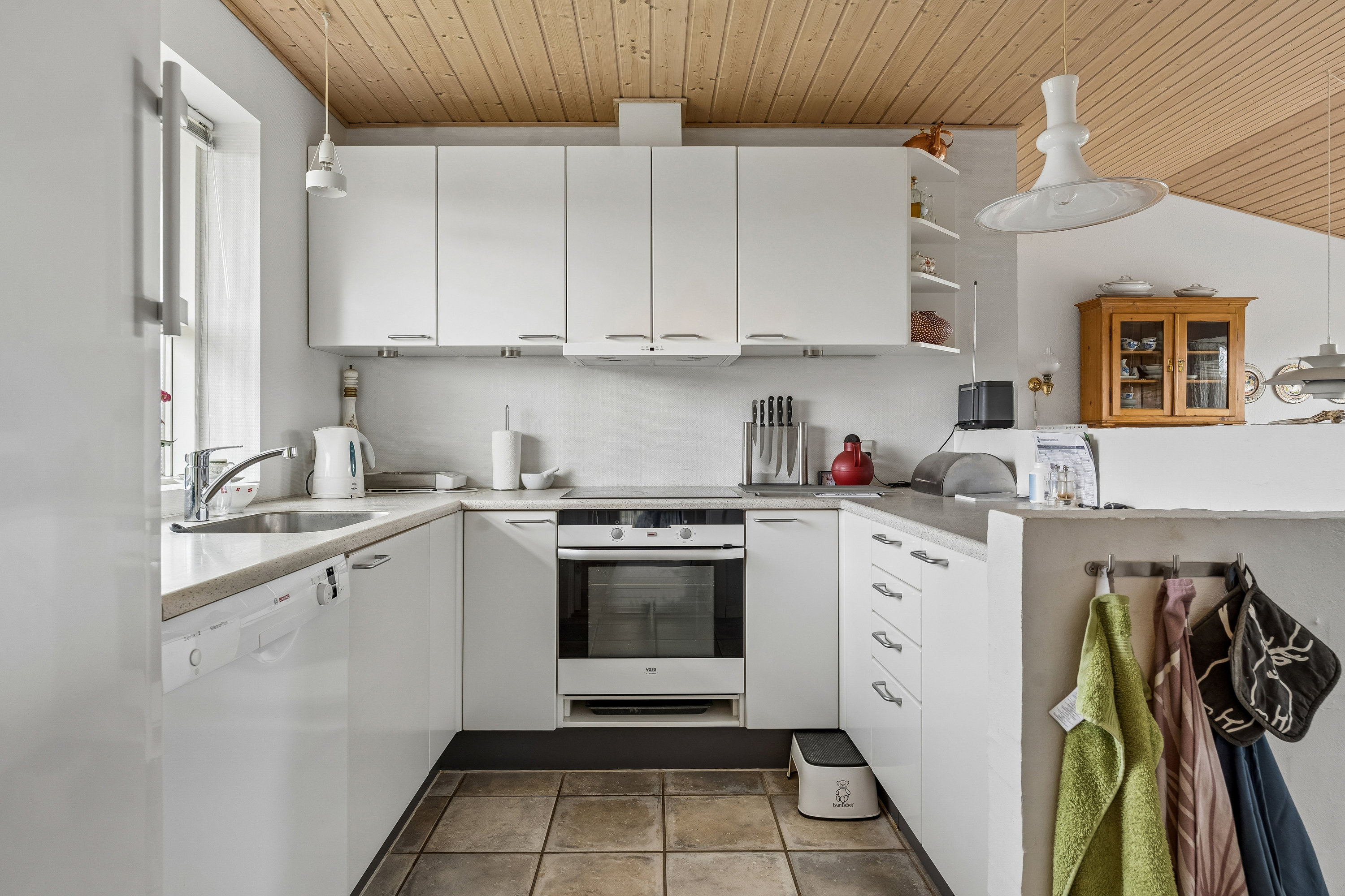 Fremhævet køkken billede i fuldskærmstilstand. Billede af Ranunkelvej 36, 8722 Hedensted