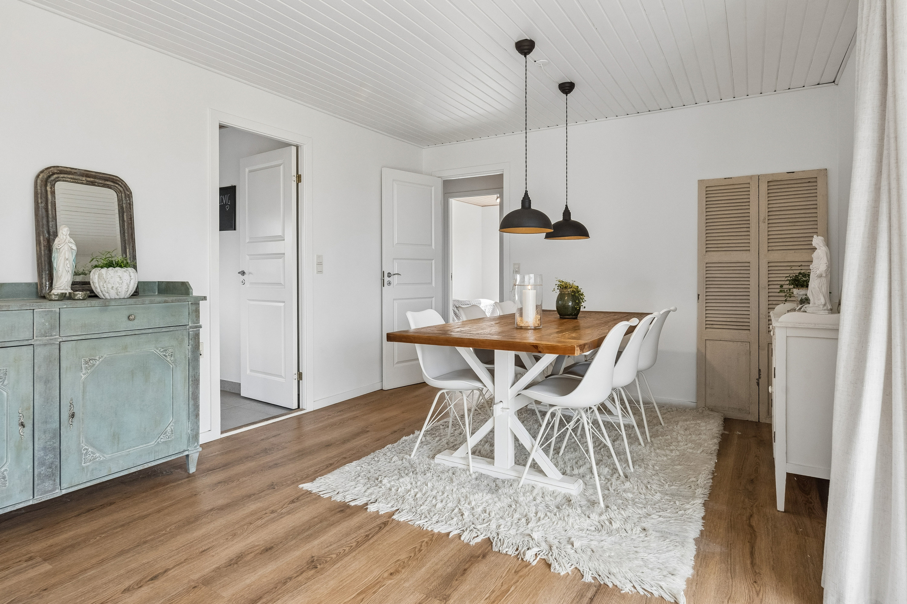 Fremhævet spisestue billede i fuldskærmstilstand. Billede af Bøgevej 13, 8723 Løsning