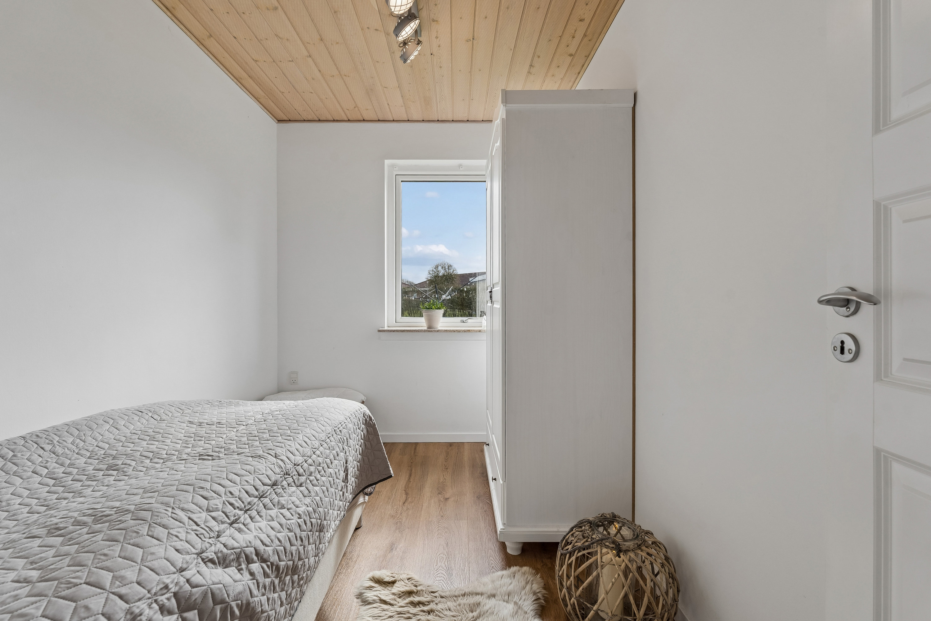 Fremhævet værelse billede i fuldskærmstilstand. Billede af Bøgevej 13, 8723 Løsning