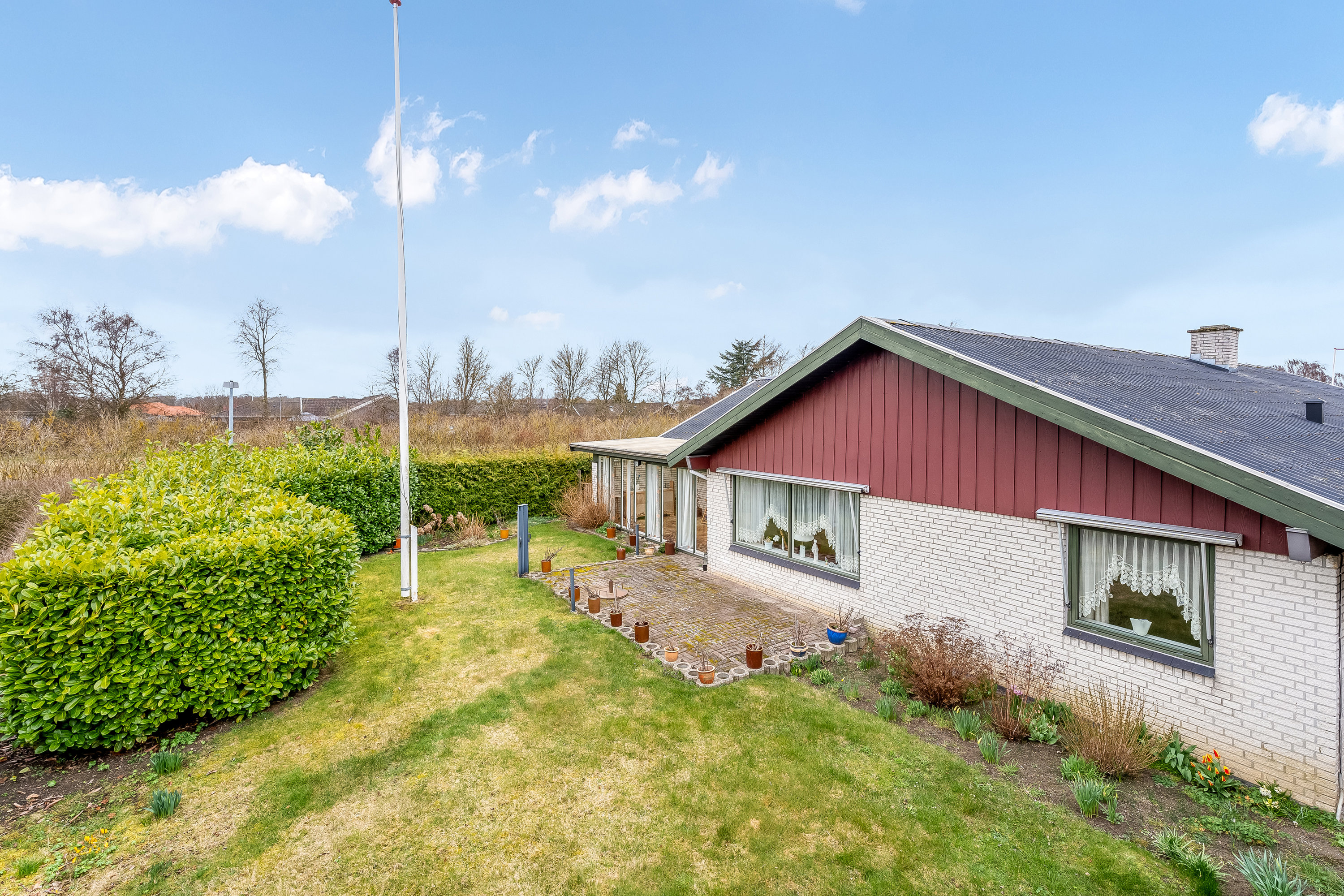 Fremhævet mastefoto billede i fuldskærmstilstand. Billede af Amalievænget 20, 4900 Nakskov