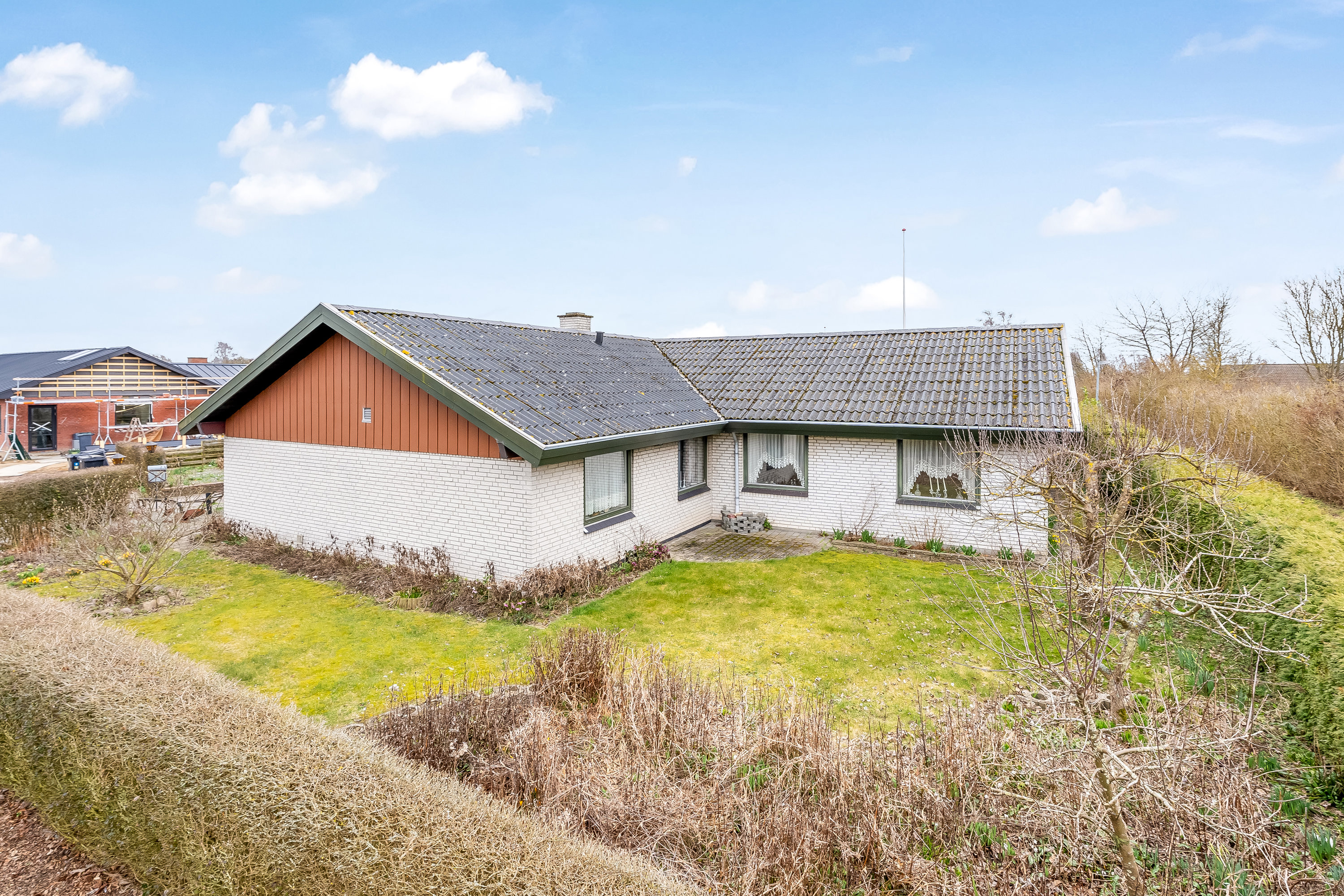 Fremhævet mastefoto billede i fuldskærmstilstand. Billede af Amalievænget 20, 4900 Nakskov