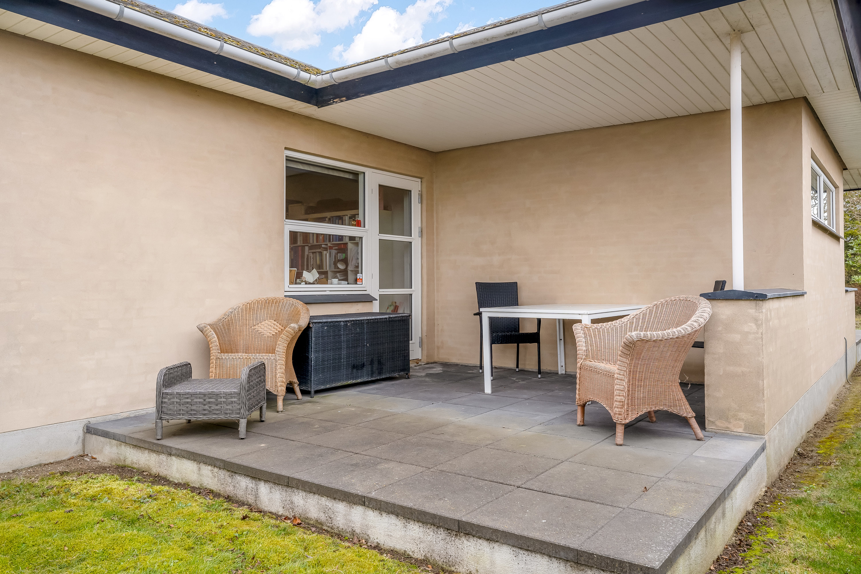 Fremhævet overdækket terrasse billede i fuldskærmstilstand. Billede af Svingels Allé 50, 4900 Nakskov