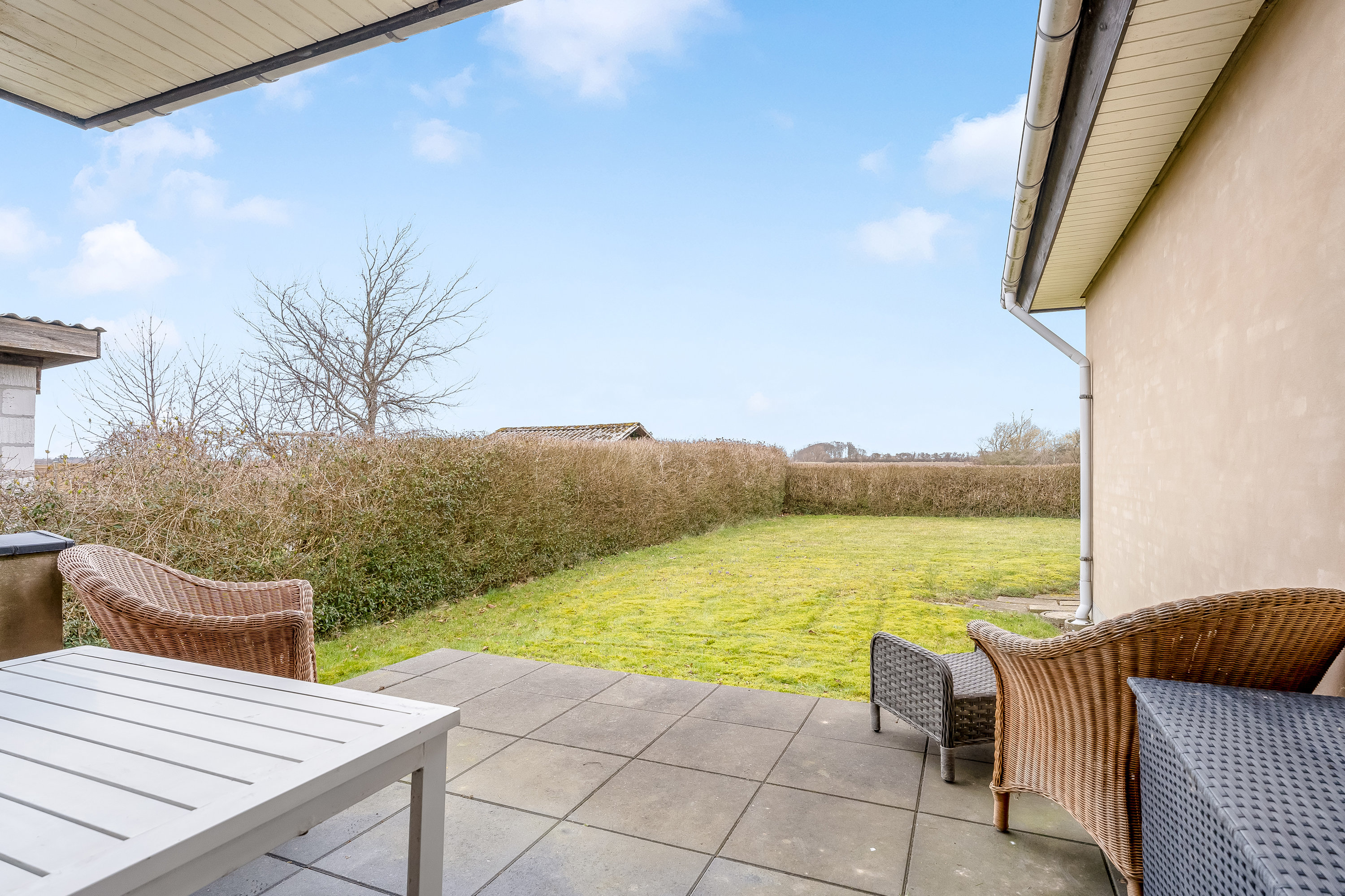 Fremhævet terrasse billede i fuldskærmstilstand. Billede af Svingels Allé 50, 4900 Nakskov