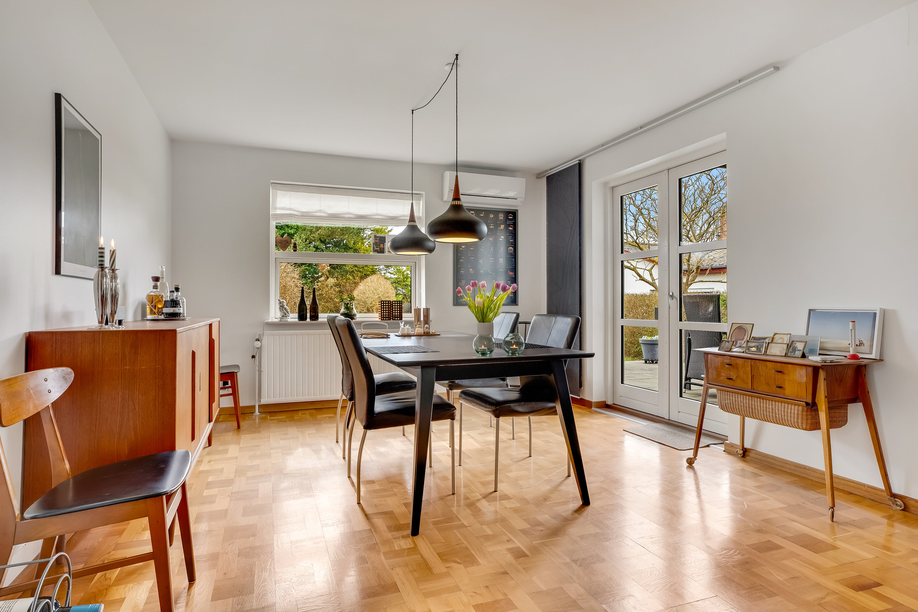 Fremhævet stue billede i fuldskærmstilstand. Billede af Svingels Allé 50, 4900 Nakskov