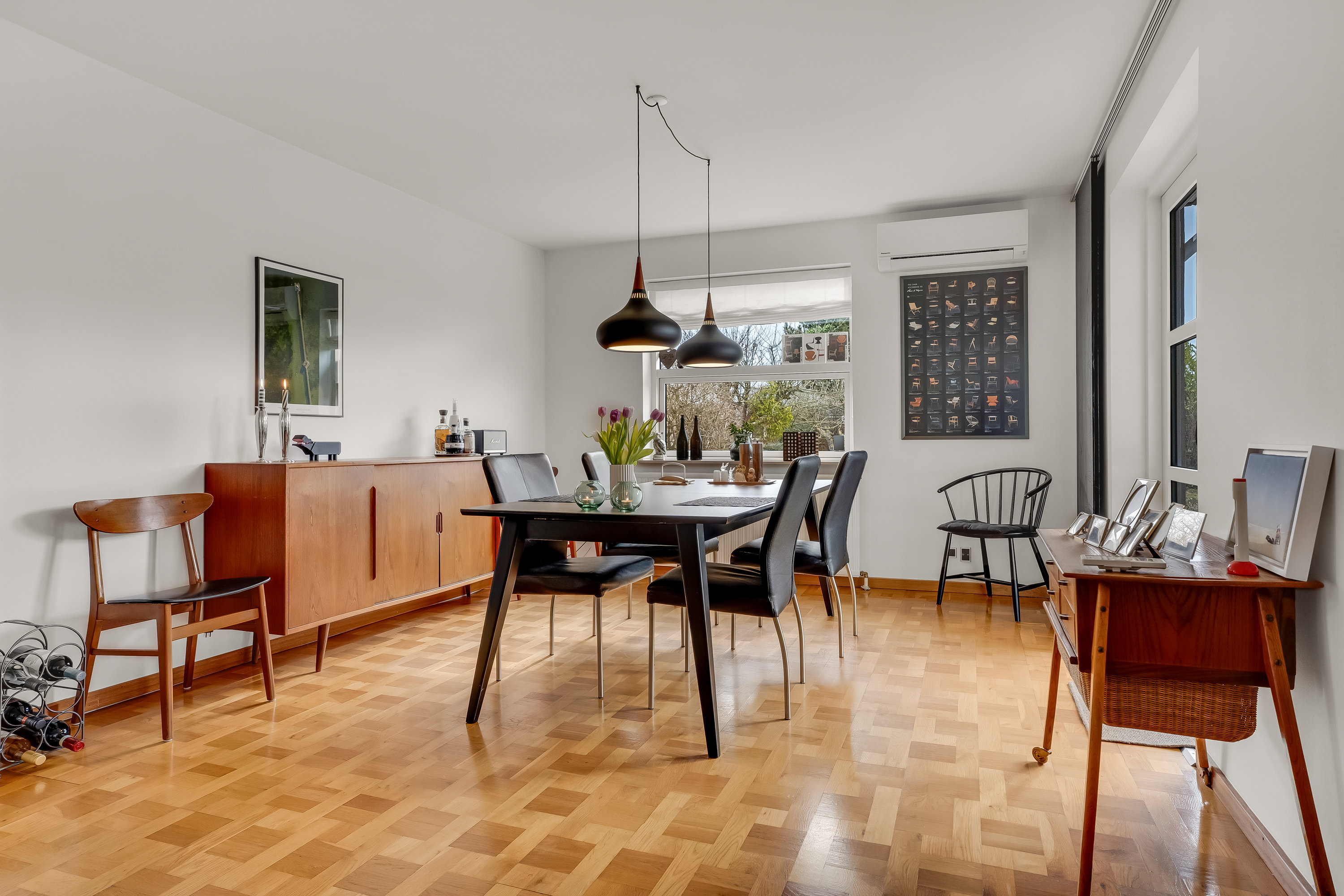 Fremhævet stue billede i fuldskærmstilstand. Billede af Svingels Allé 50, 4900 Nakskov