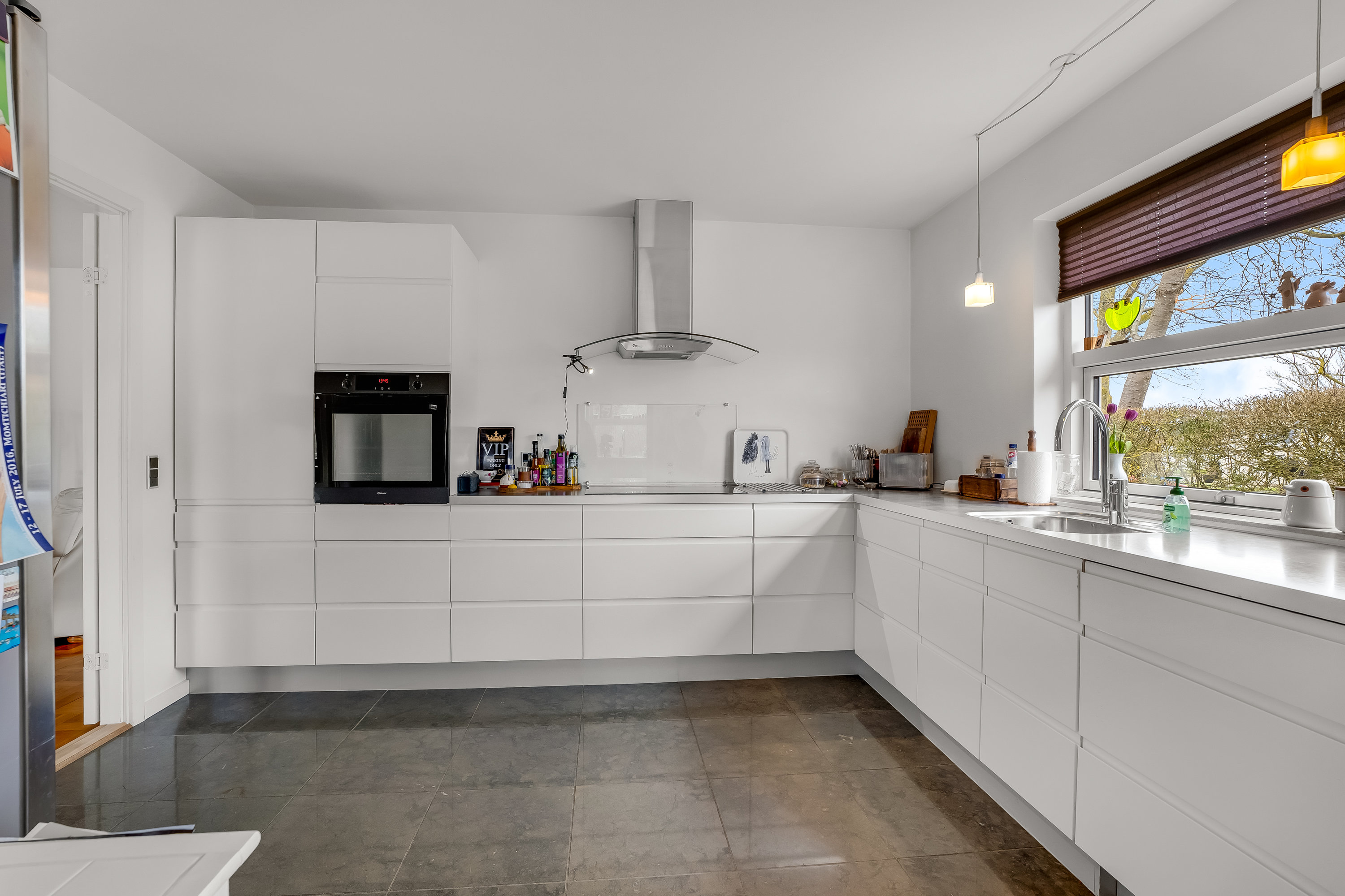 Fremhævet køkken billede i fuldskærmstilstand. Billede af Svingels Allé 50, 4900 Nakskov