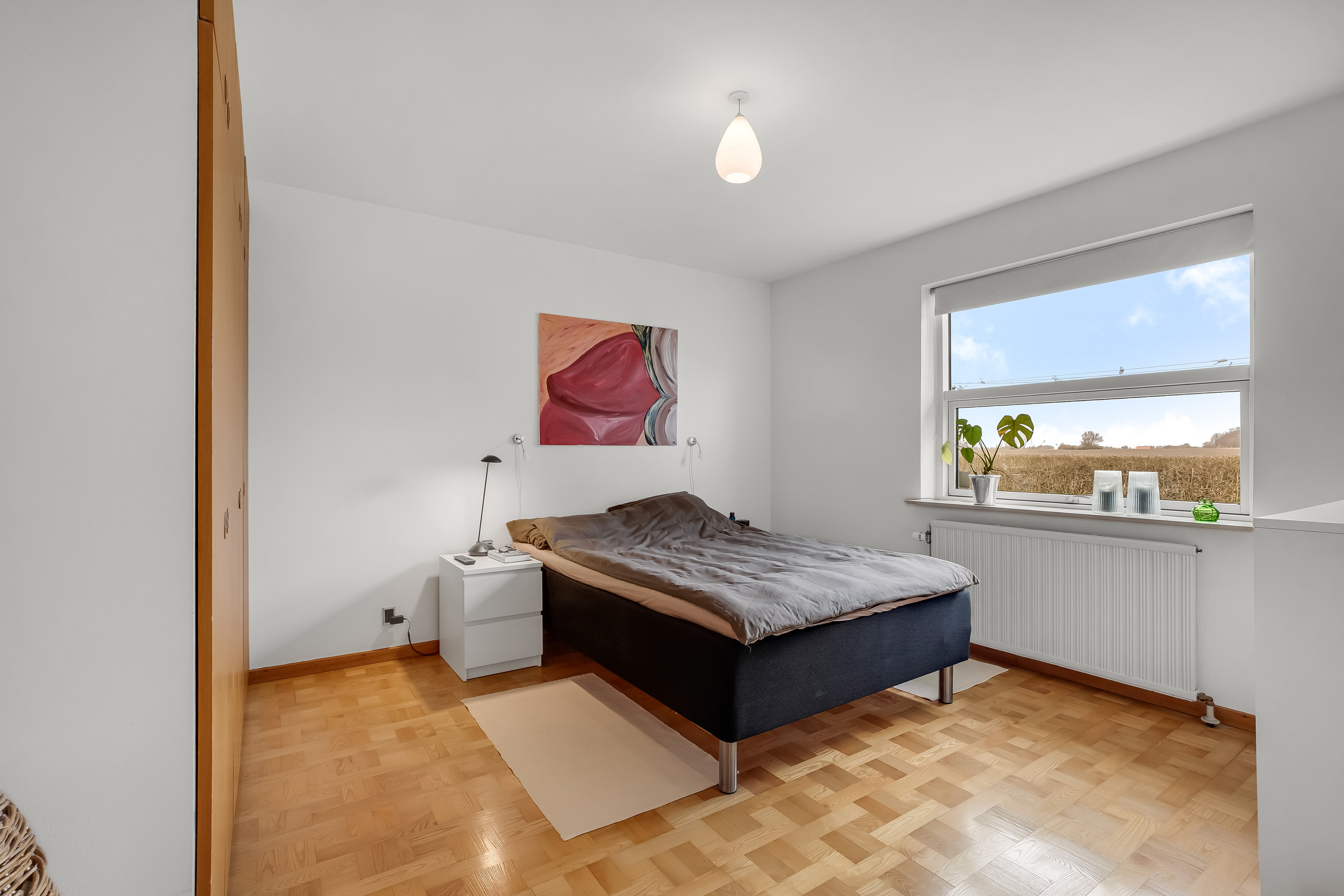 Fremhævet soveværelse billede i fuldskærmstilstand. Billede af Svingels Allé 50, 4900 Nakskov