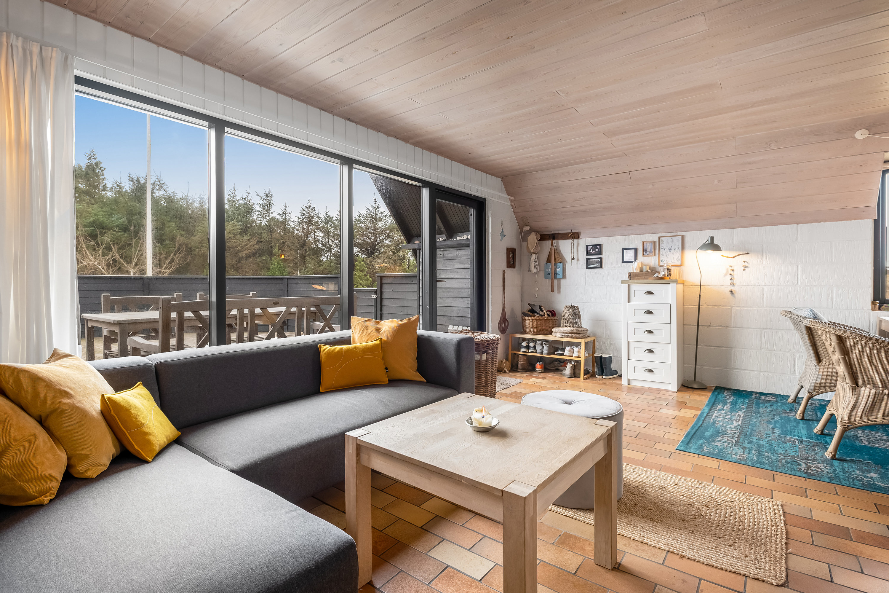 Fremhævet stue billede i fuldskærmstilstand. Billede af Fladsbjergvej 202, Klegod, 6950 Ringkøbing