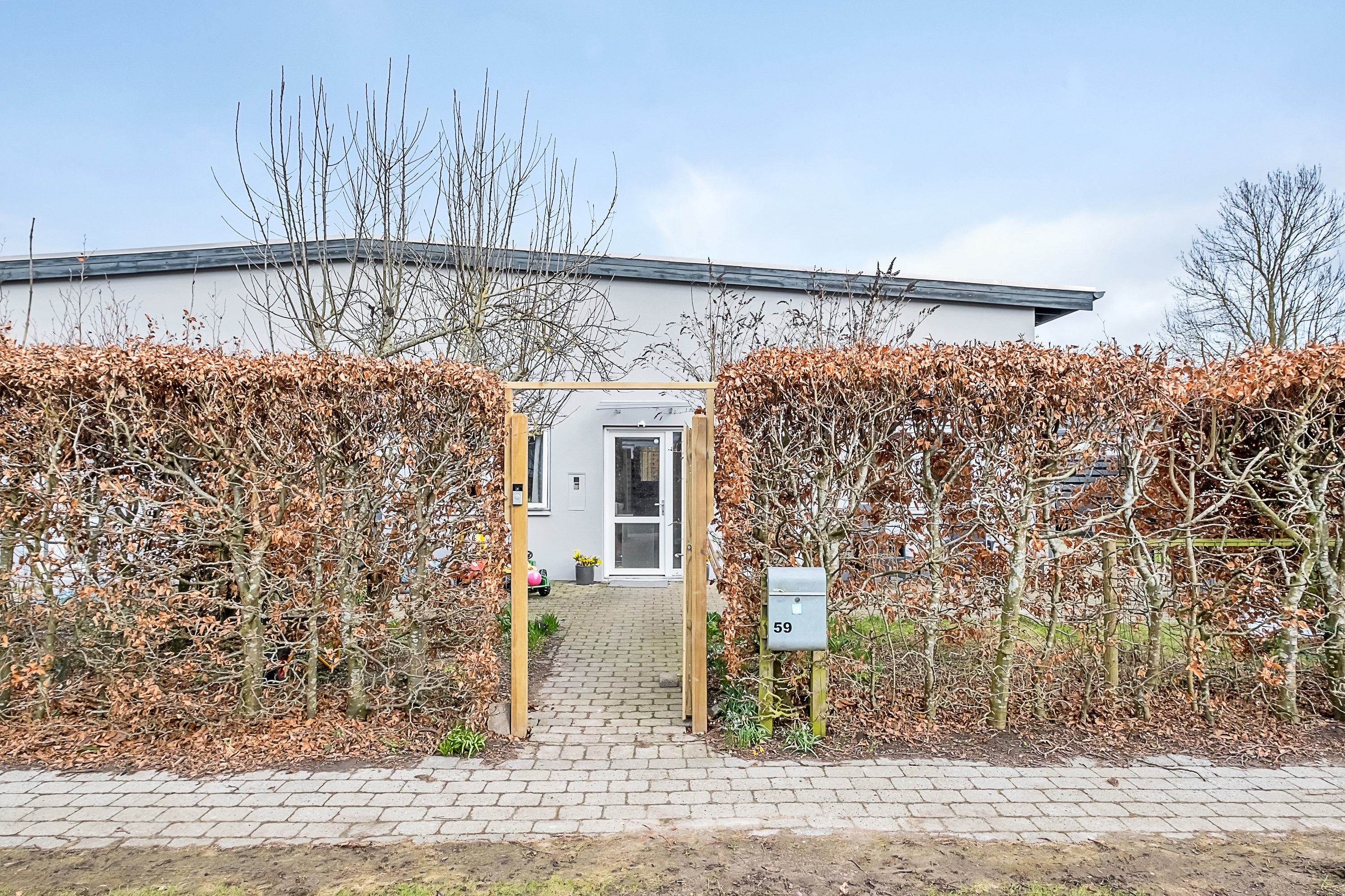 Fremhævet facade billede i fuldskærmstilstand. Billede af Østre Havevej 59, 8520 Lystrup