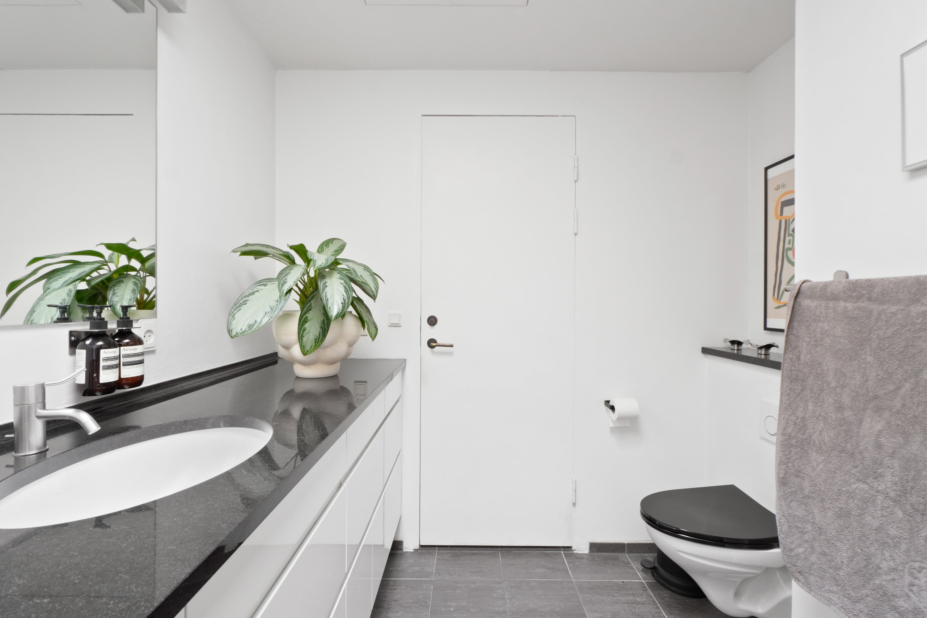 Fremhævet badeværelse billede i fuldskærmstilstand. Billede af Store Kongensgade 63A, 4. 4., 1264 København K