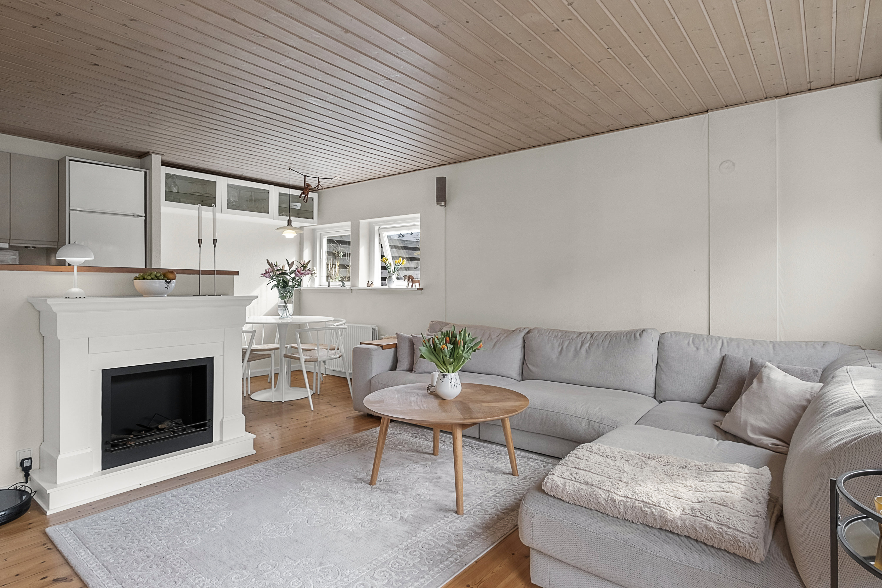 Fremhævet stue billede i fuldskærmstilstand. Billede af Østre Havevej 59, 8520 Lystrup