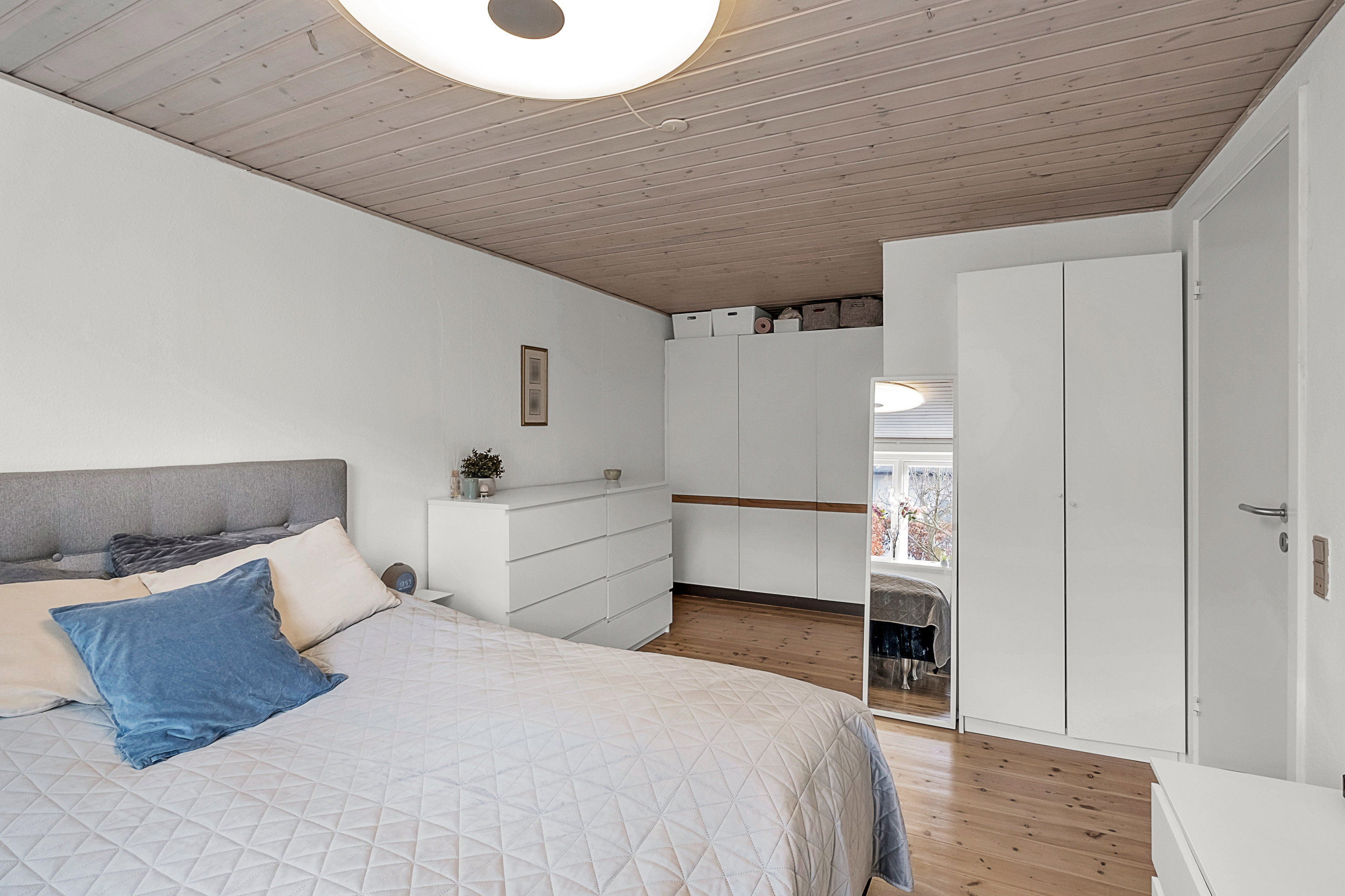 Fremhævet soveværelse billede i fuldskærmstilstand. Billede af Østre Havevej 59, 8520 Lystrup