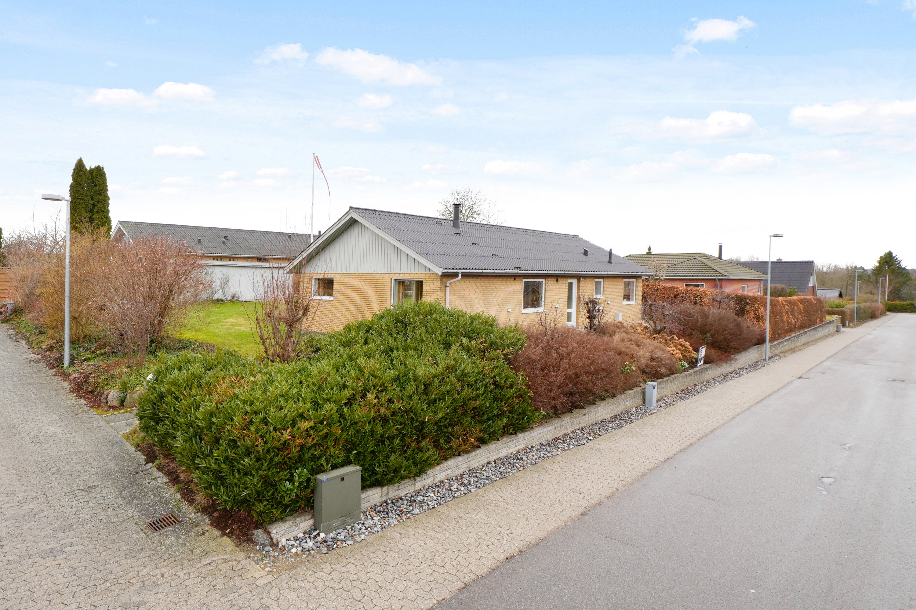 Fremhævet andet billede i fuldskærmstilstand. Billede af Aage Berntsens Alle 12, 2750 Ballerup