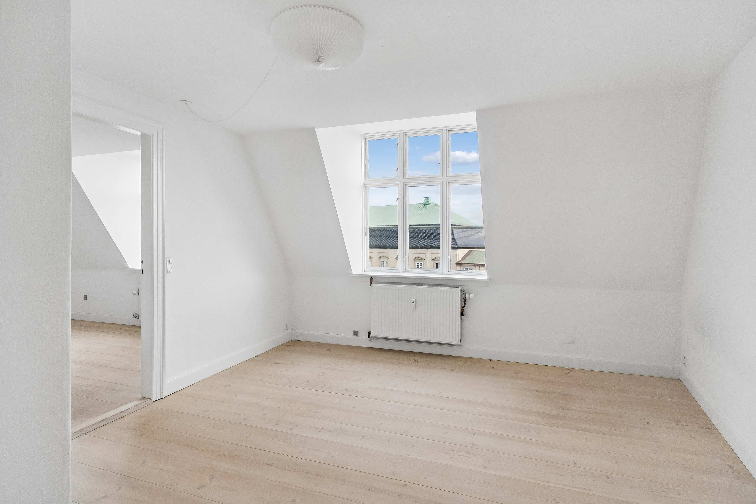 Fremhævet værelse billede i fuldskærmstilstand. Billede af Nybrogade 22, 5., 1203 København K